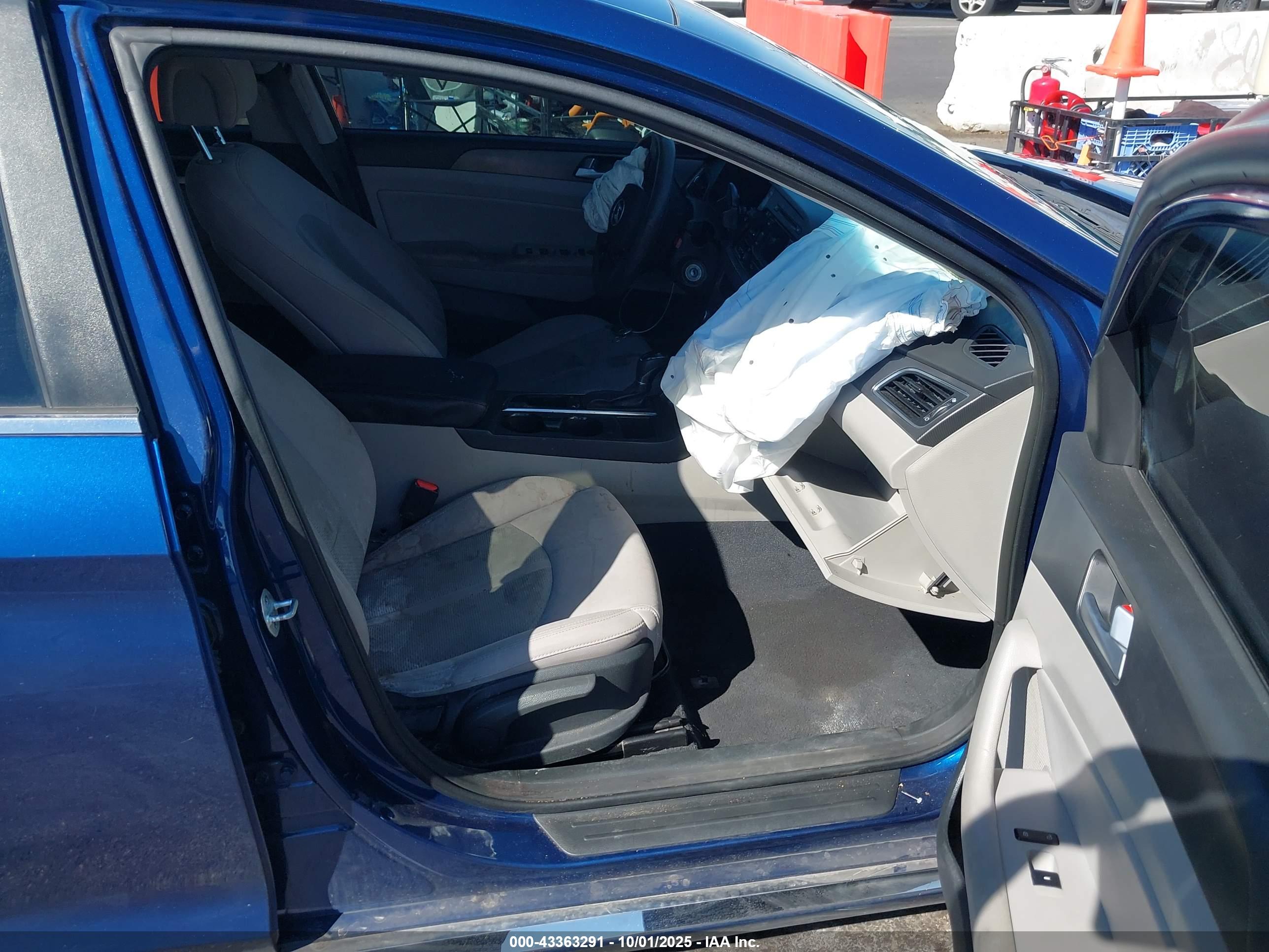 HYUNDAI SONATA image 5