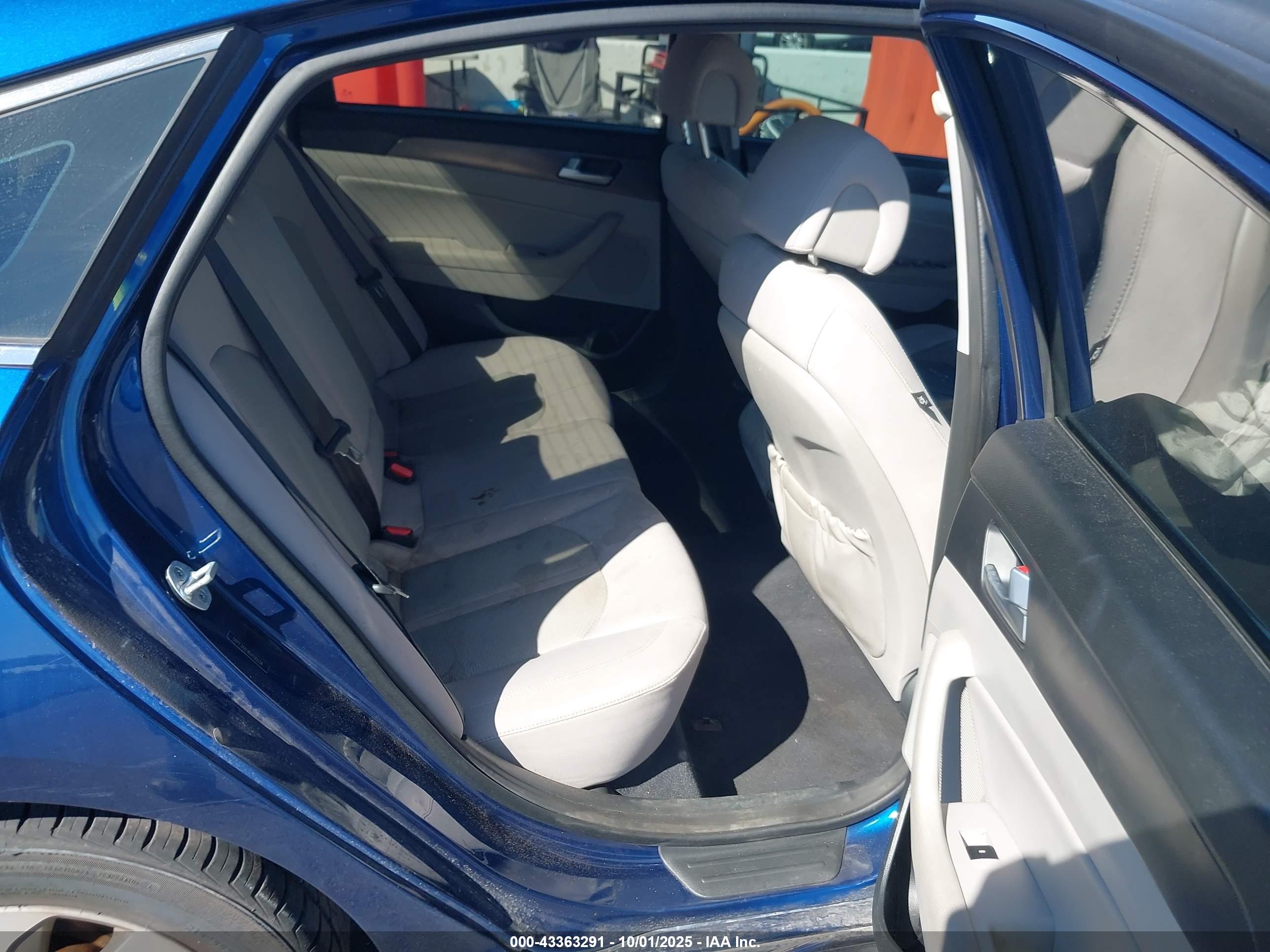 HYUNDAI SONATA image 8