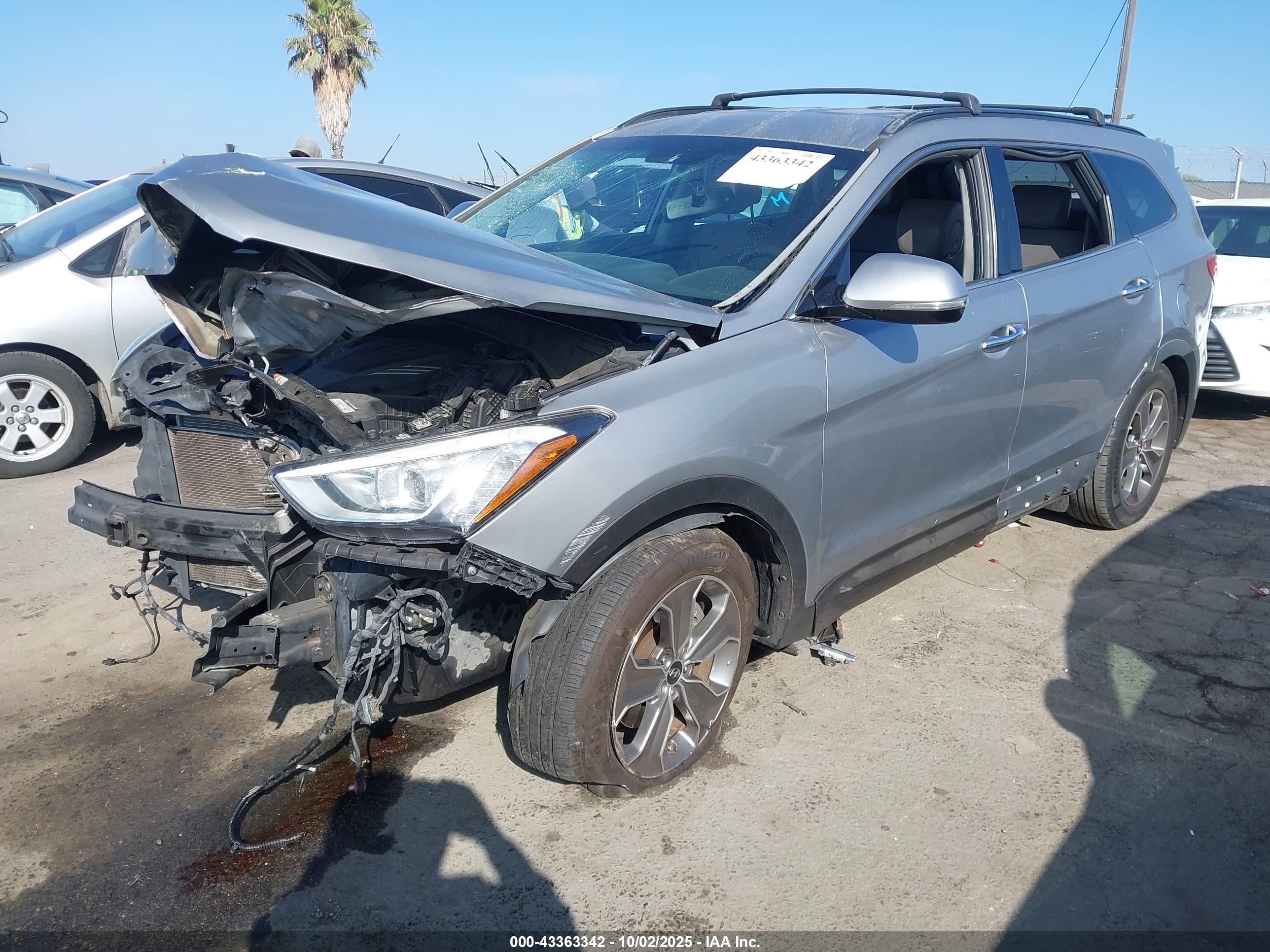 HYUNDAI SANTA image 2