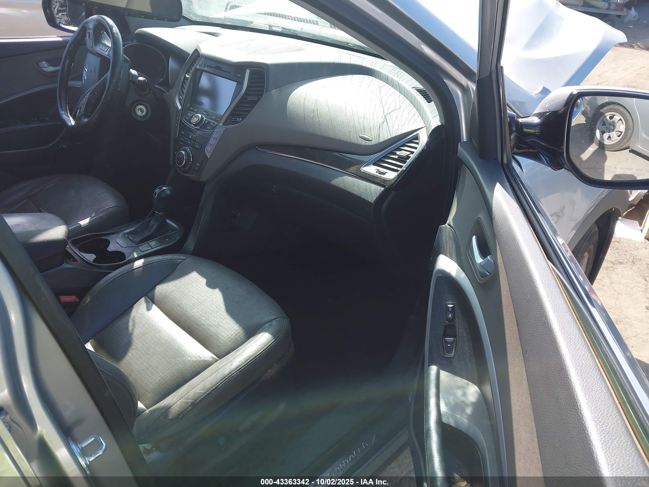 HYUNDAI SANTA image 5