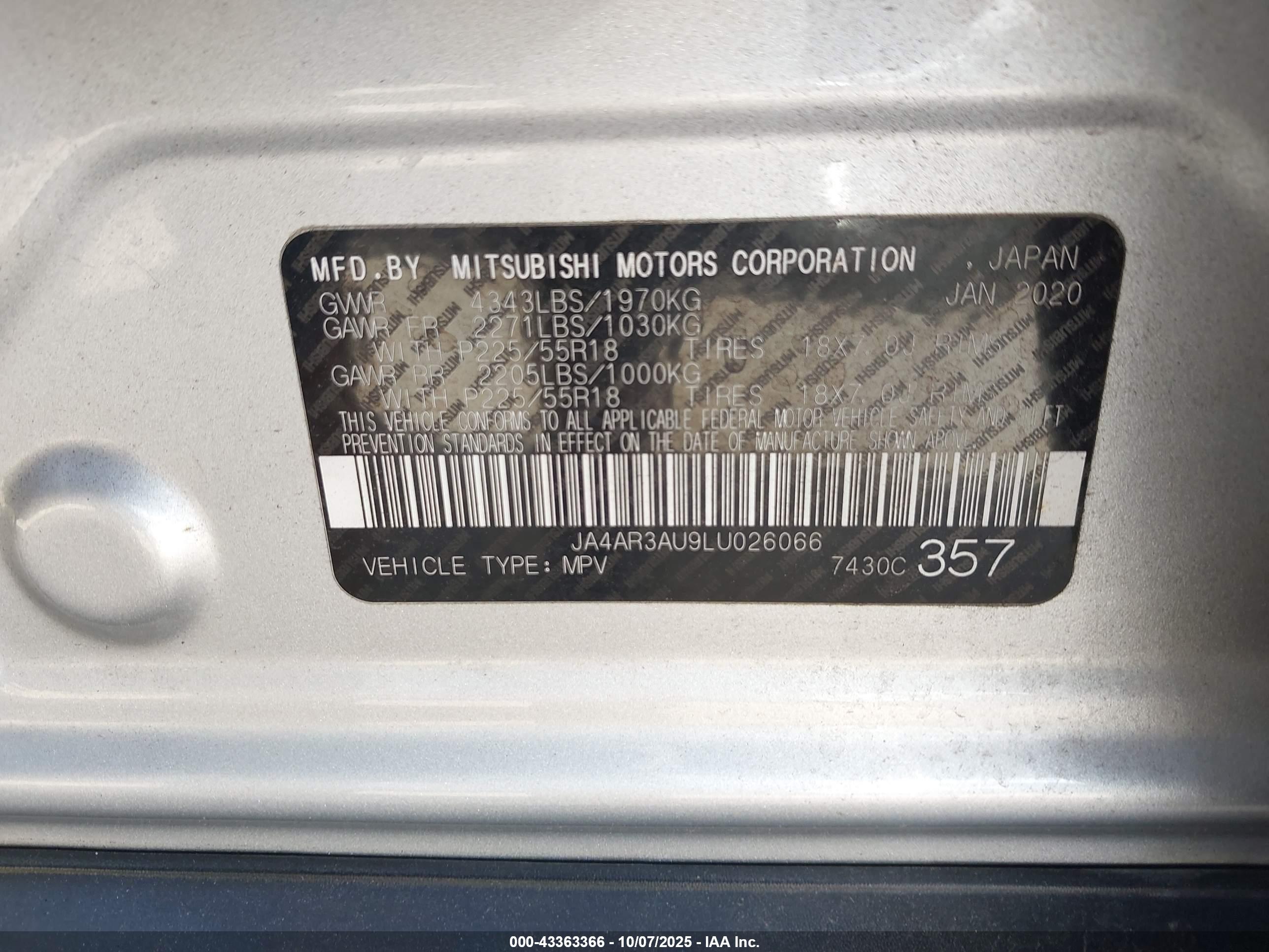 MITSUBISHI OUTLANDER image 9