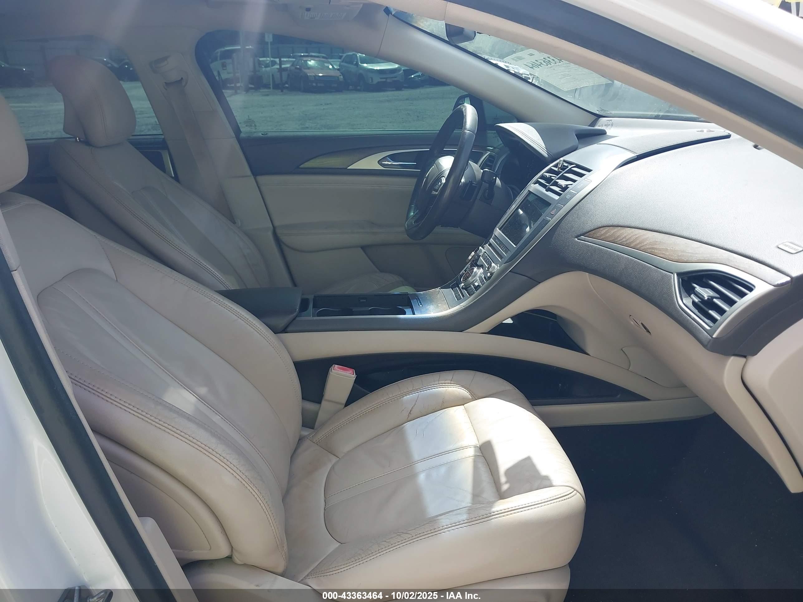 LINCOLN MKZ image 5