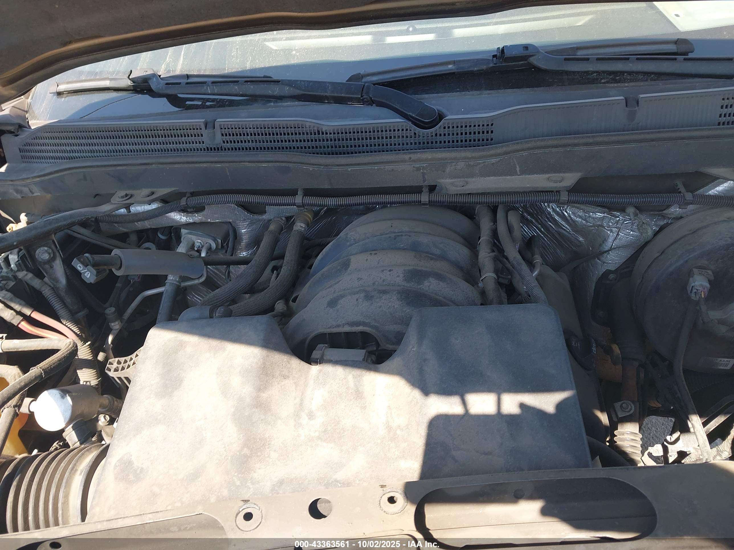 CHEVROLET SILVERADO image 10