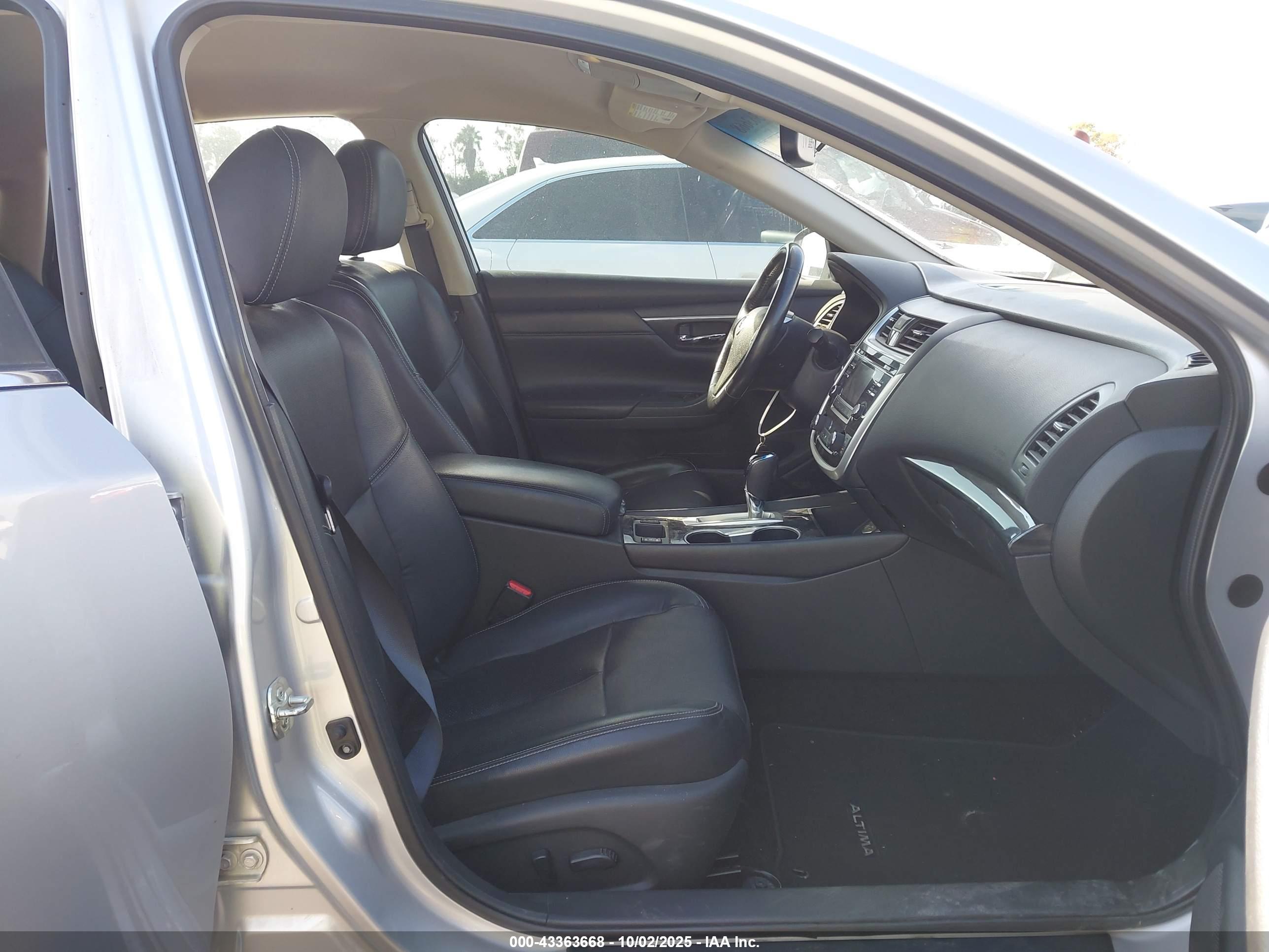 NISSAN ALTIMA image 5
