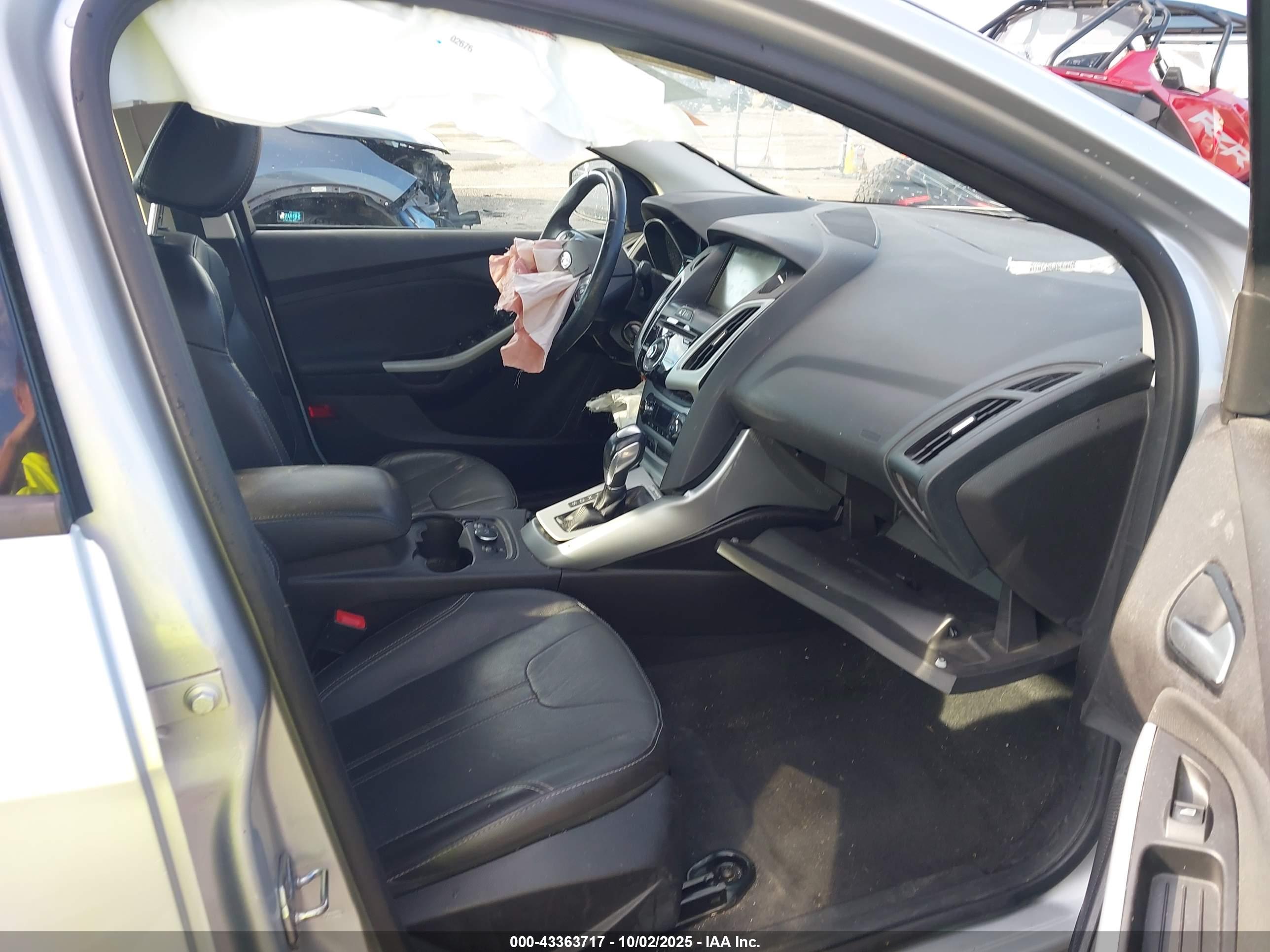 FORD FOCUS image 5