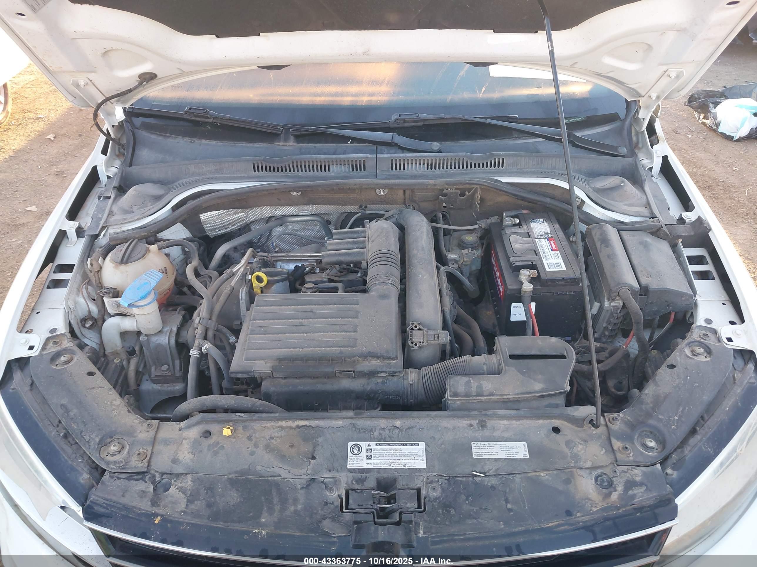 VOLKSWAGEN JETTA image 10