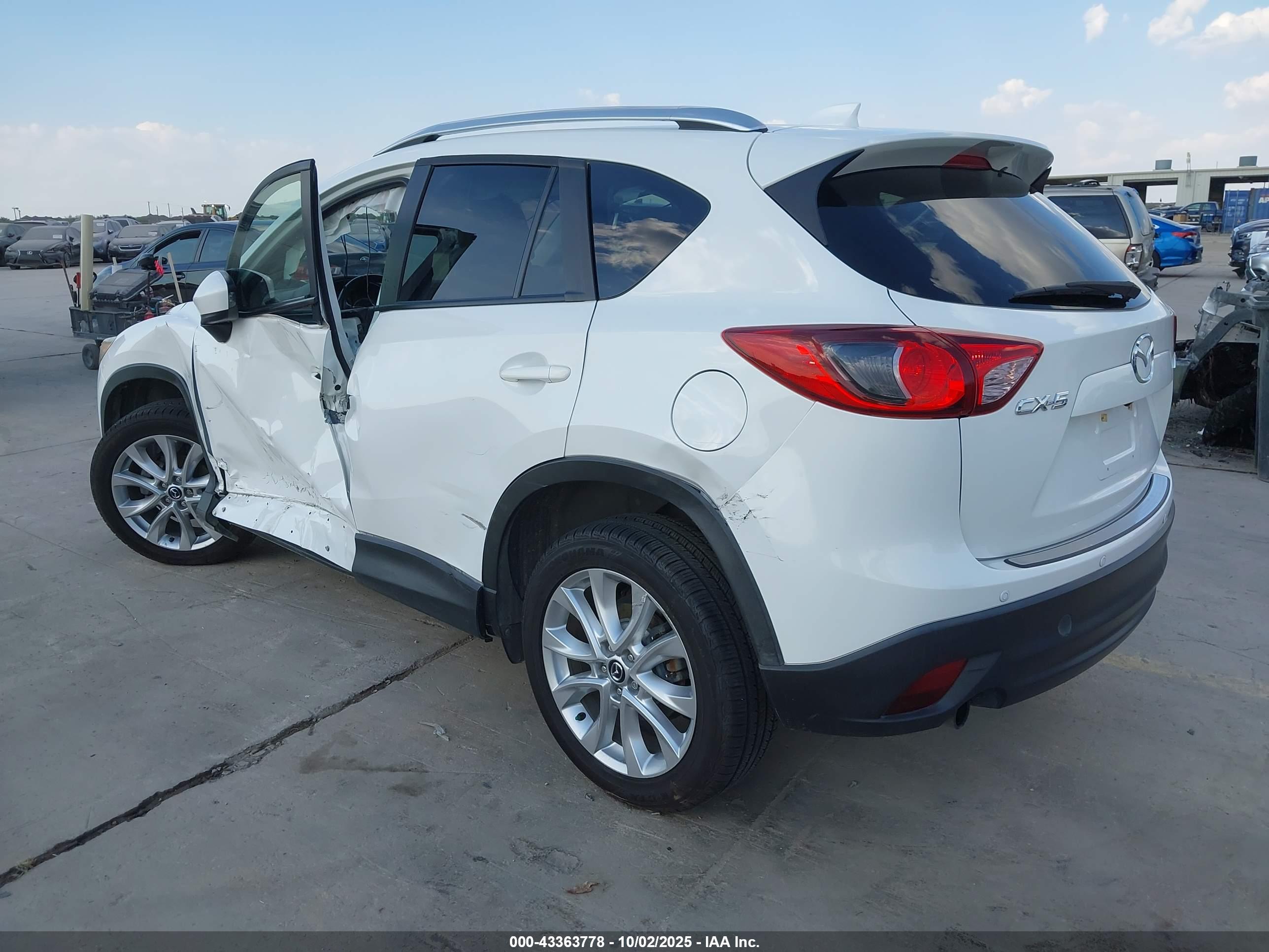 MAZDA CX-5 image 3