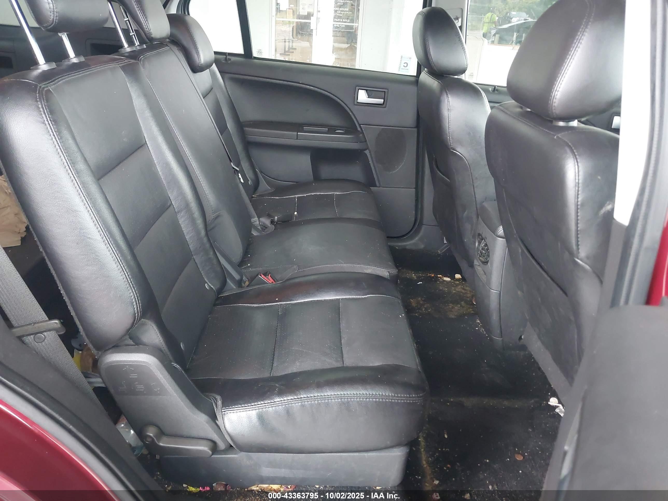 FORD FREESTYLE image 8