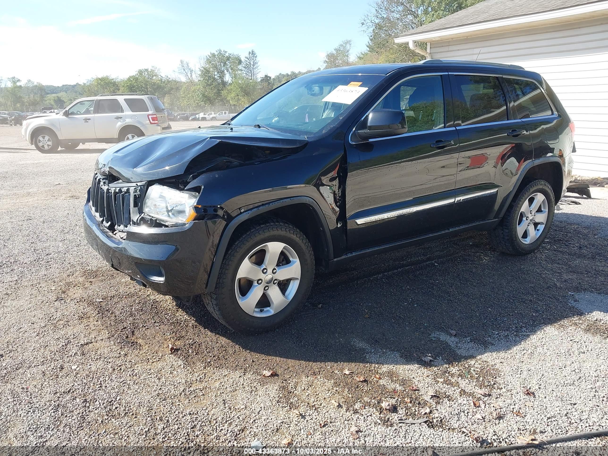 JEEP GRAND image 2