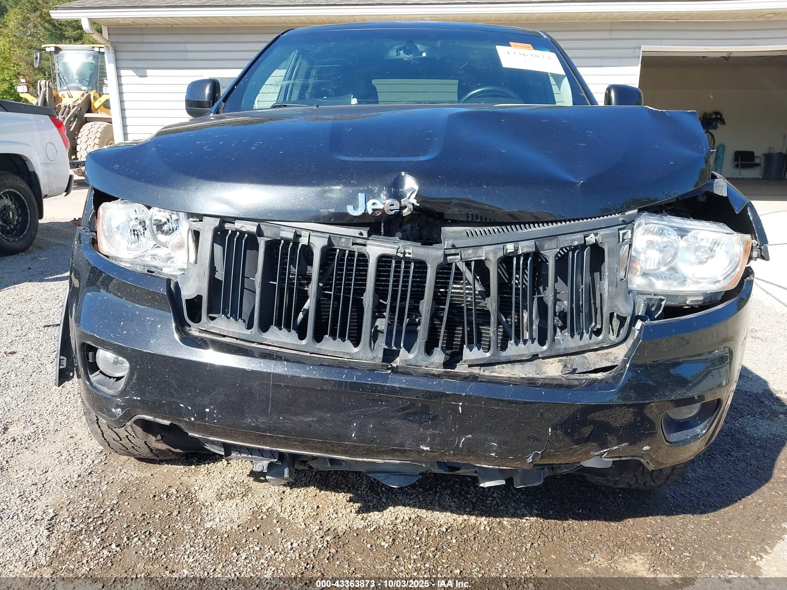 JEEP GRAND image 6