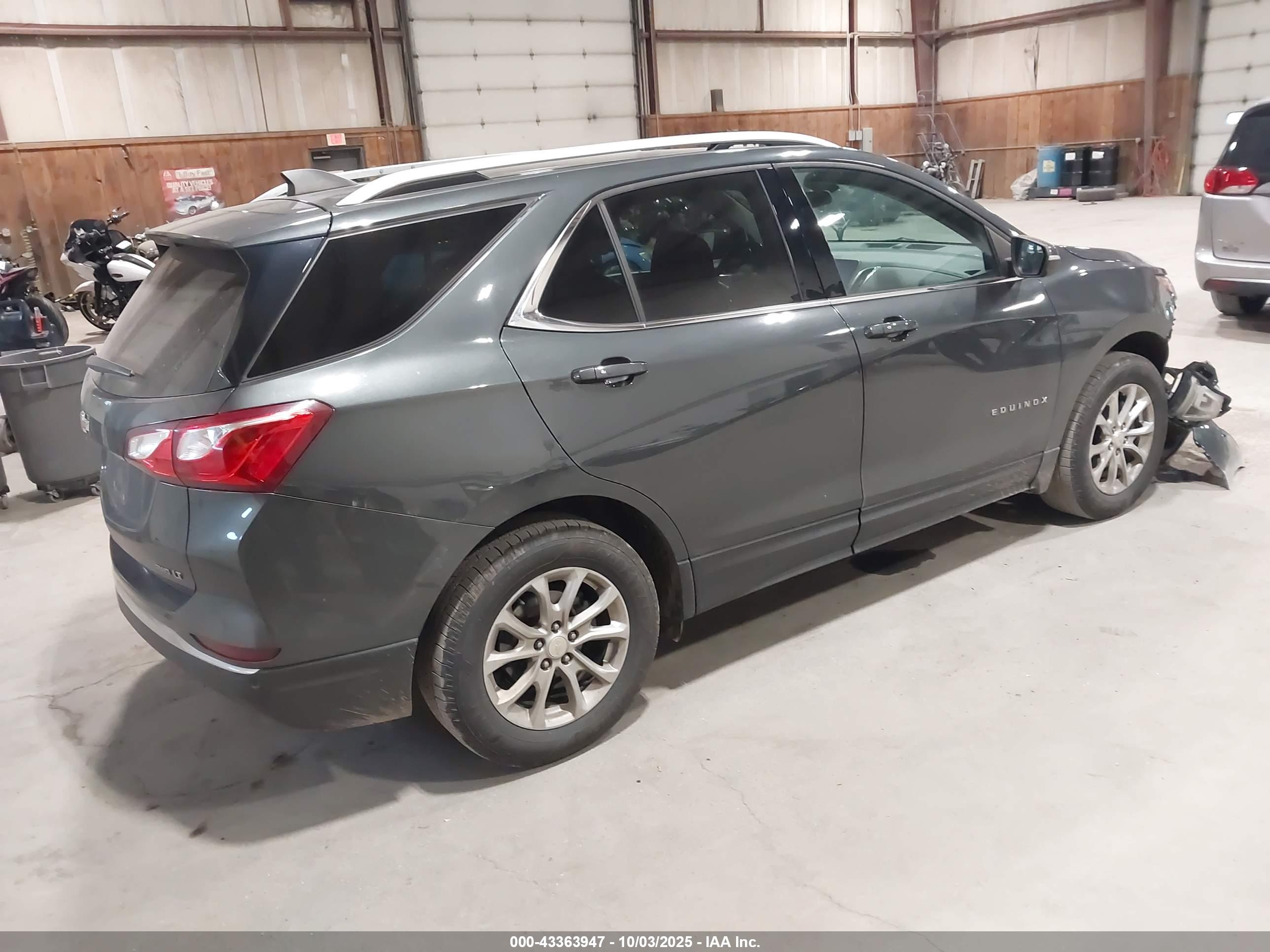 CHEVROLET EQUINOX image 4