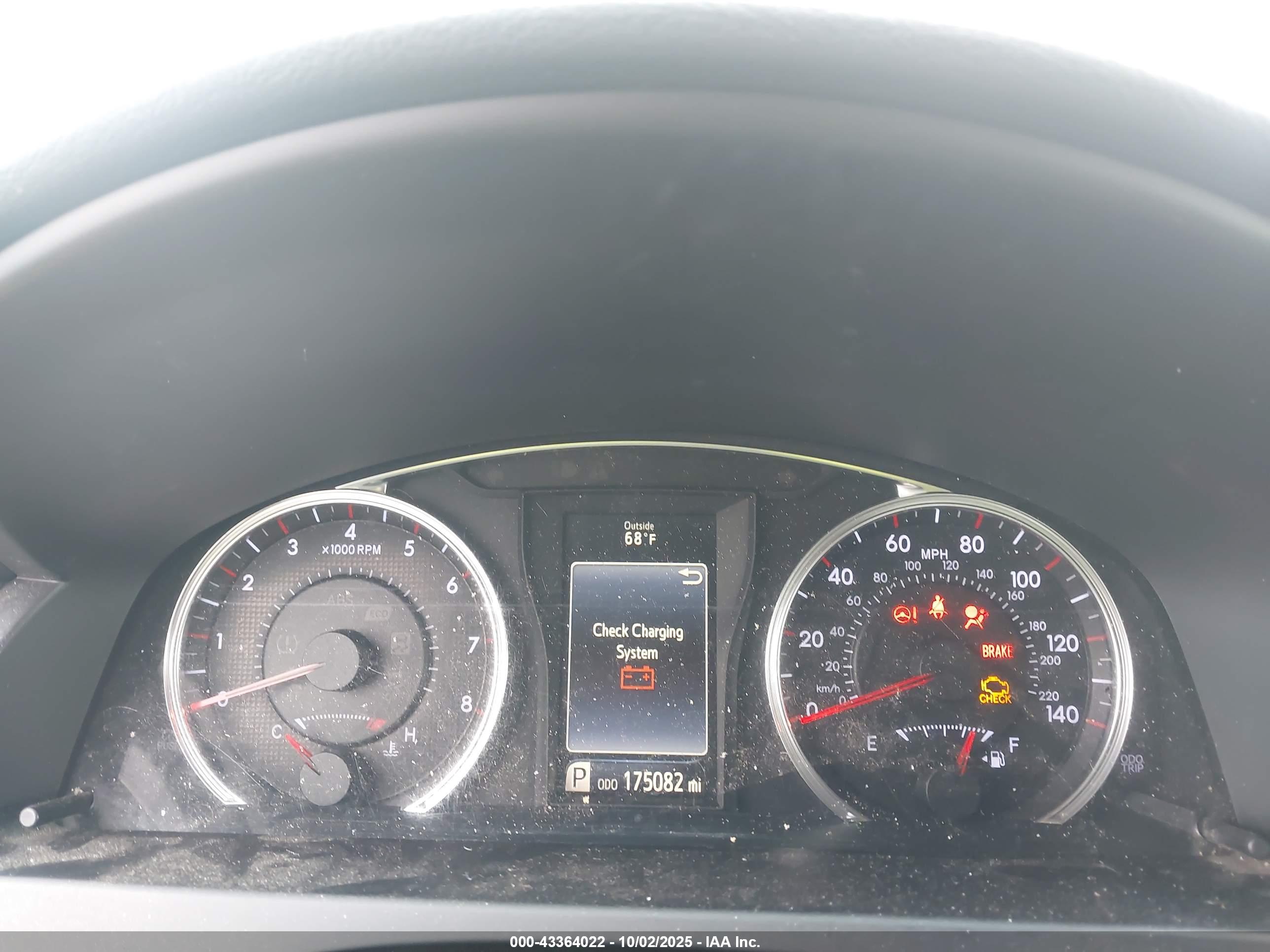 TOYOTA CAMRY image 7