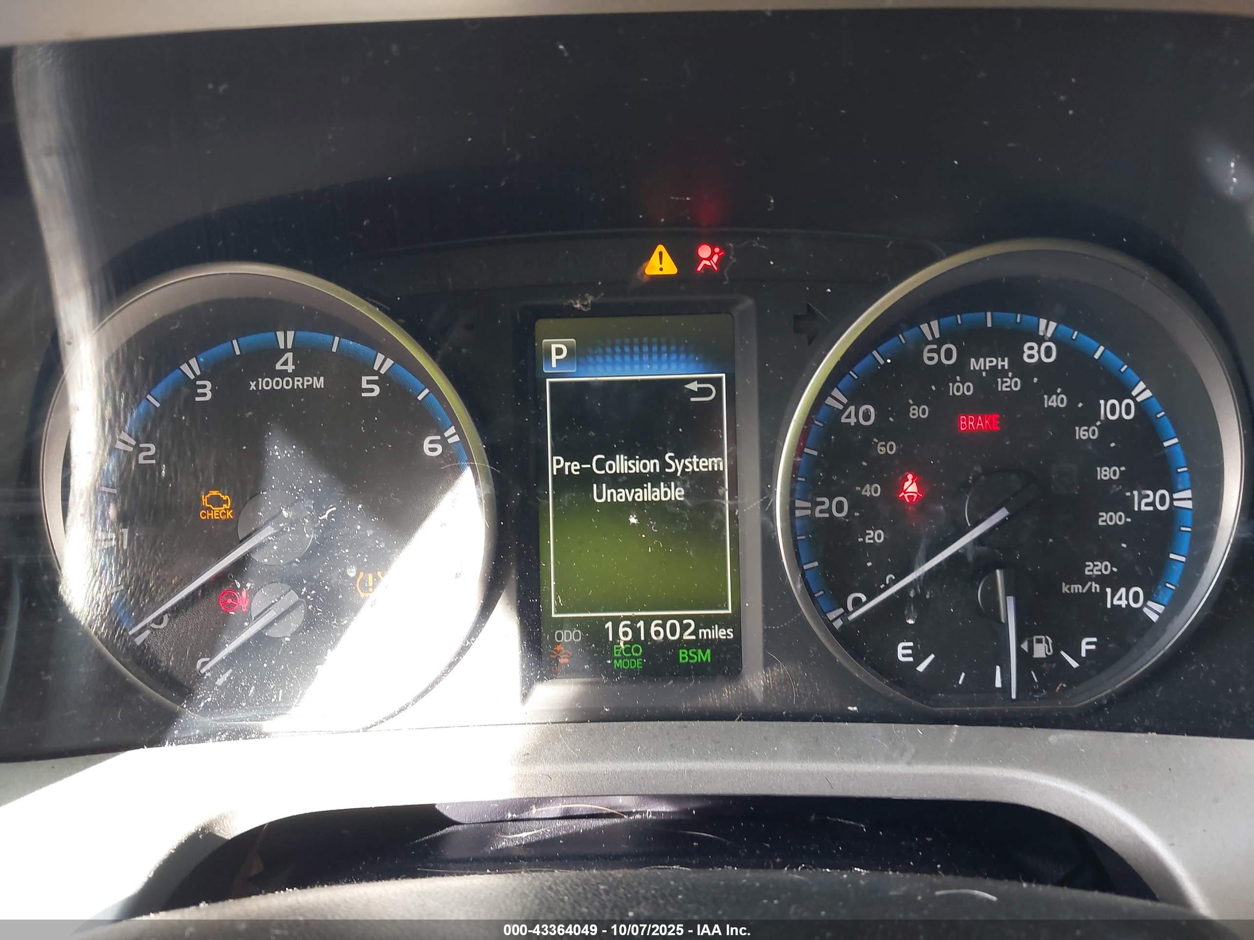 TOYOTA RAV4 image 7