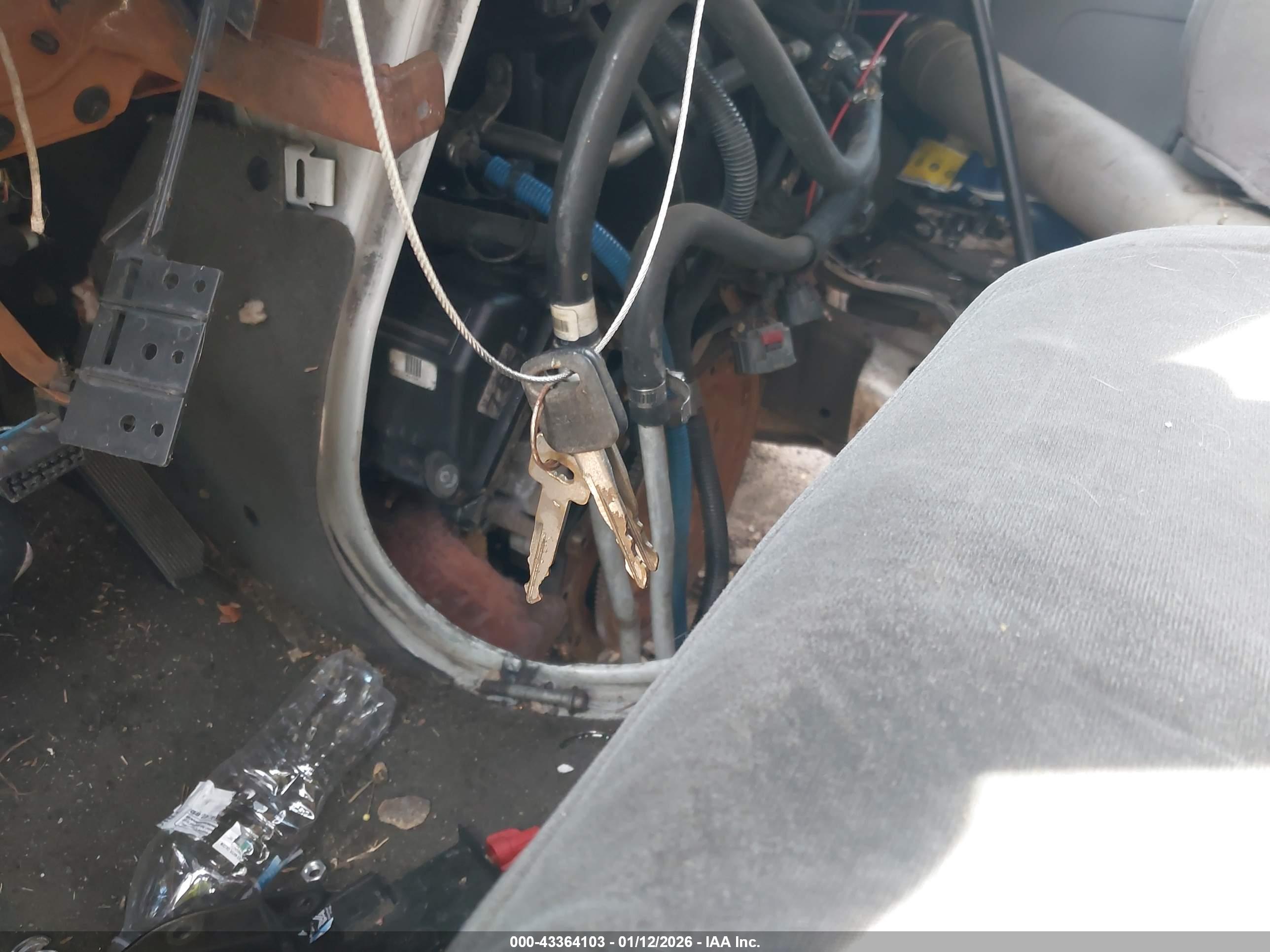 FORD E-350 image 11