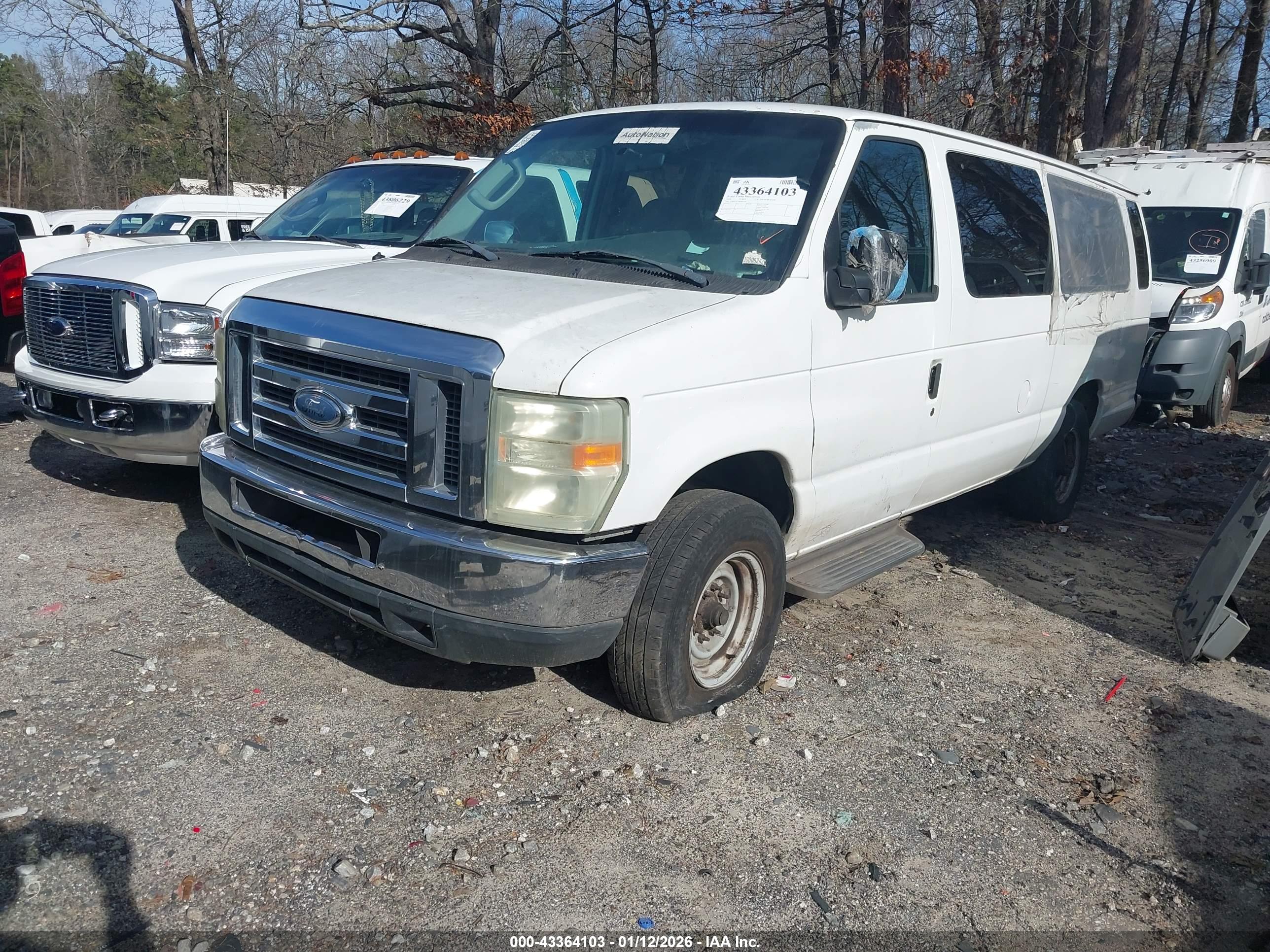 FORD E-350 image 2