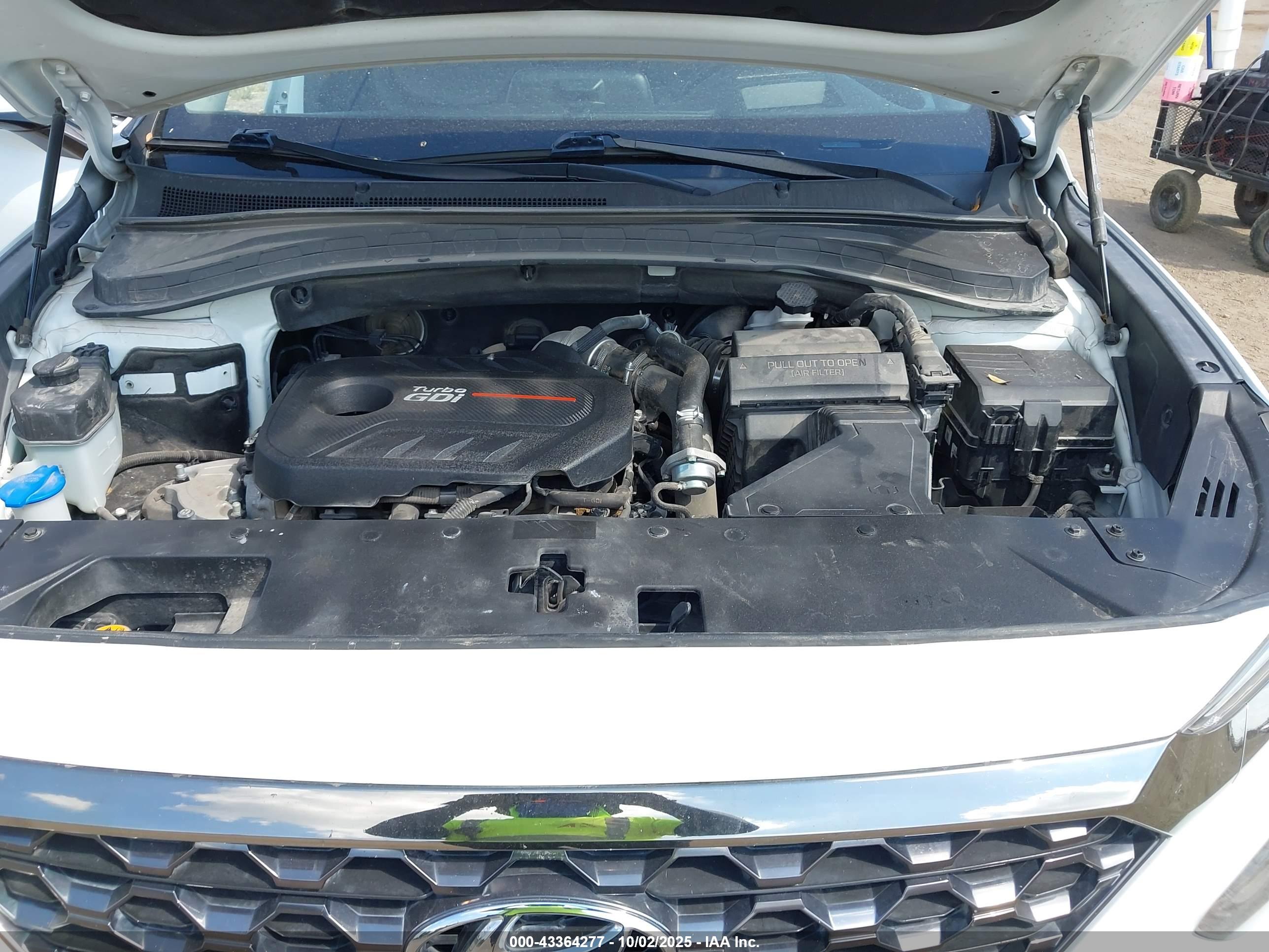 HYUNDAI SANTA image 10