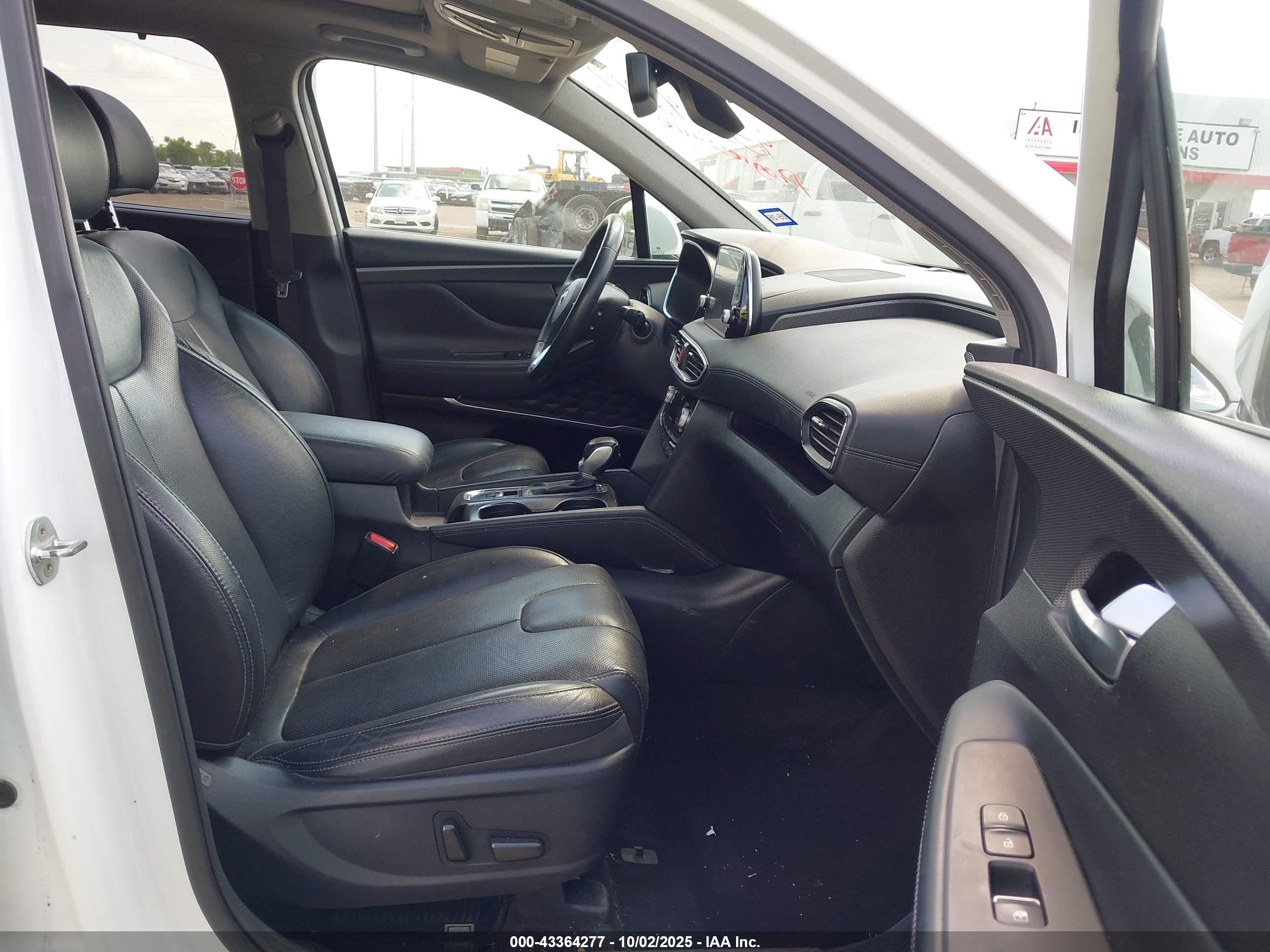 HYUNDAI SANTA image 5
