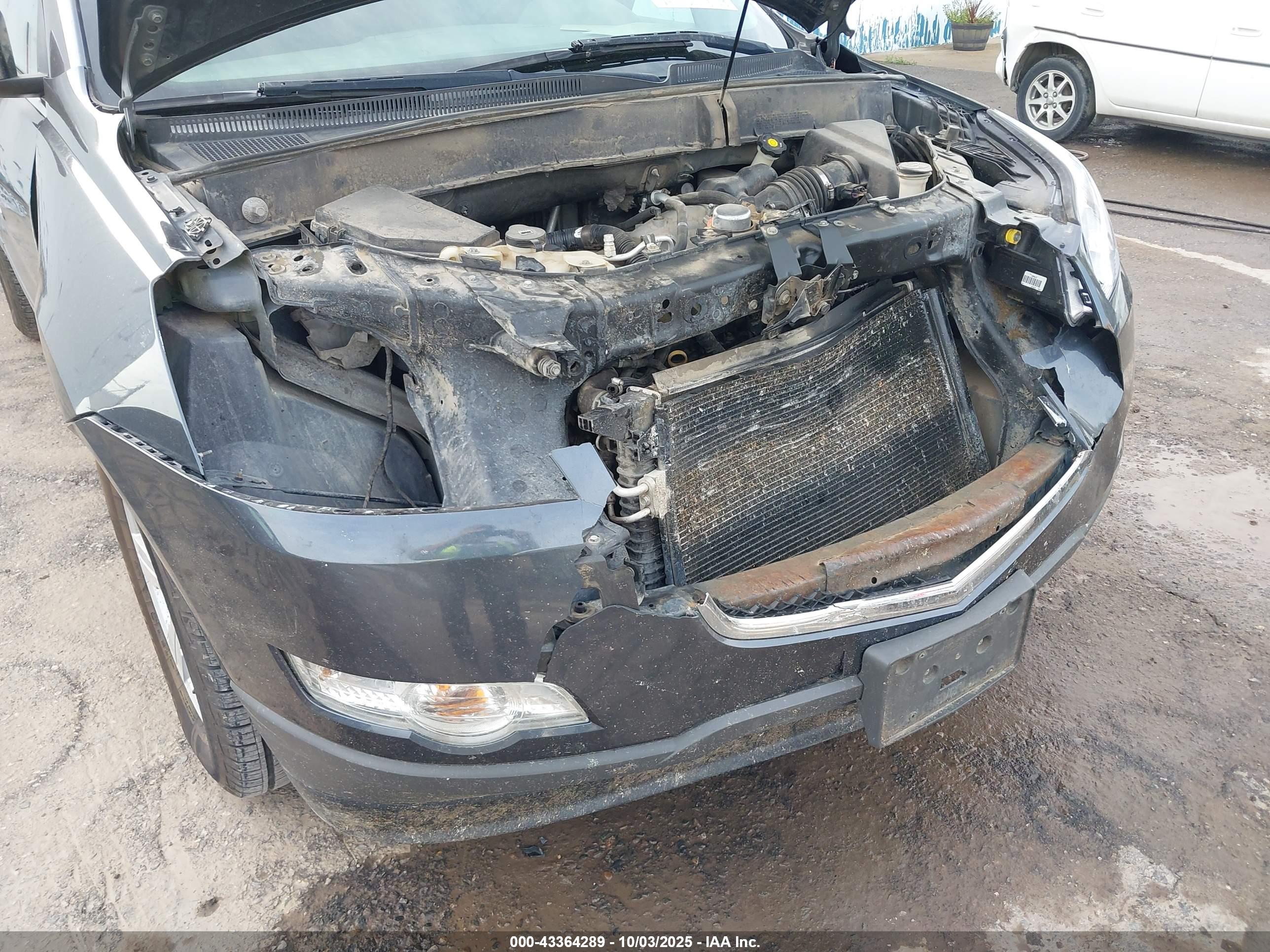 CHEVROLET TRAVERSE image 6