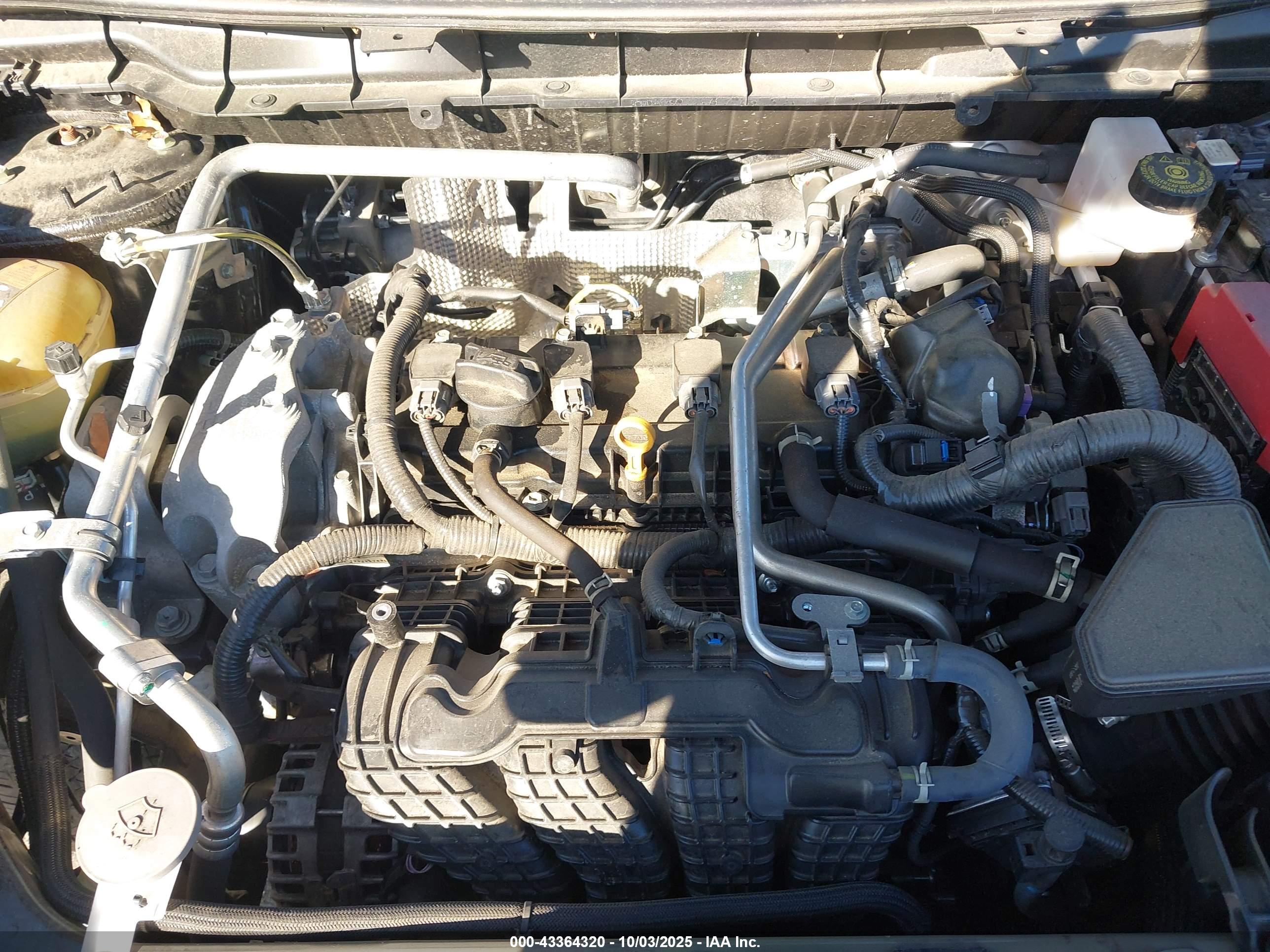 MITSUBISHI OUTLANDER image 10