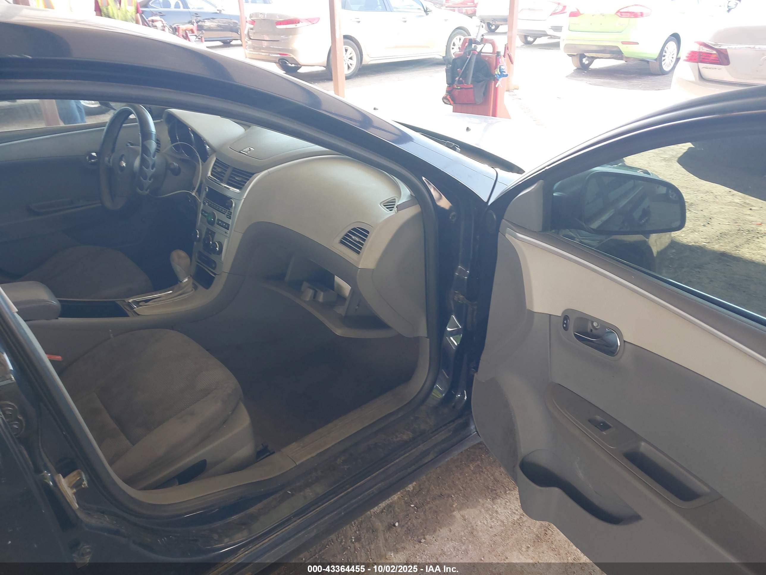CHEVROLET MALIBU image 5