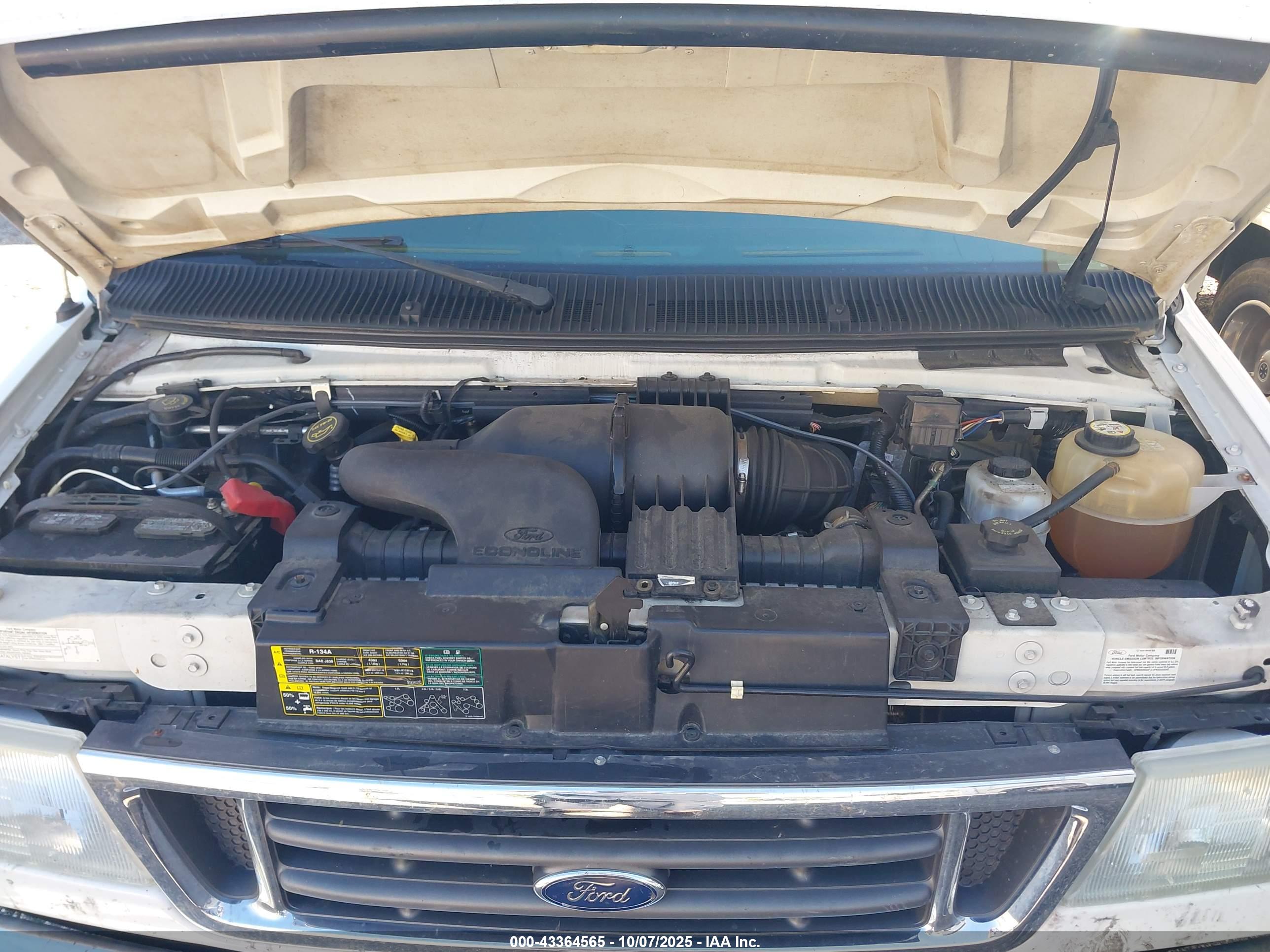 FORD E-450 image 10