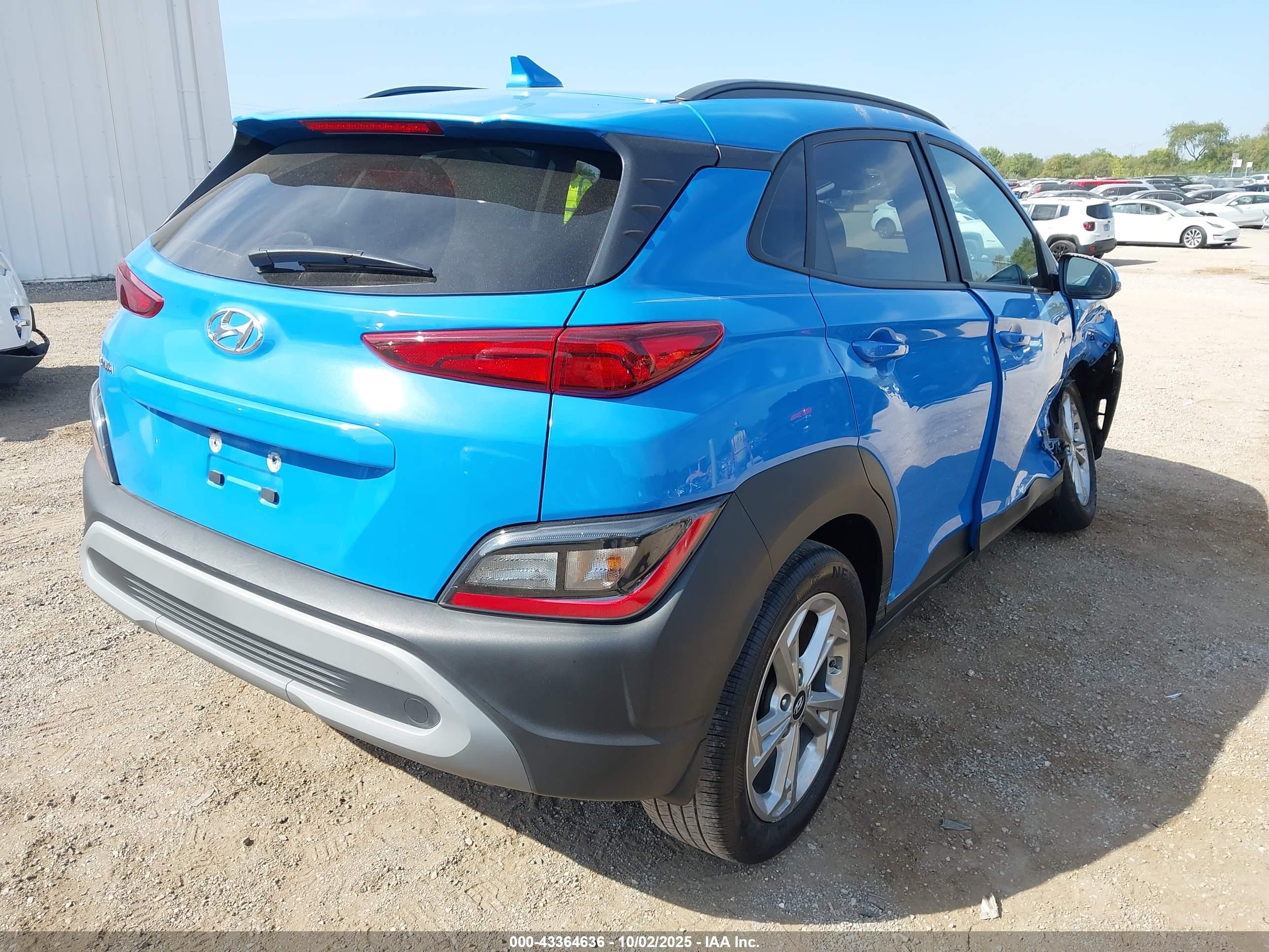 HYUNDAI KONA image 4