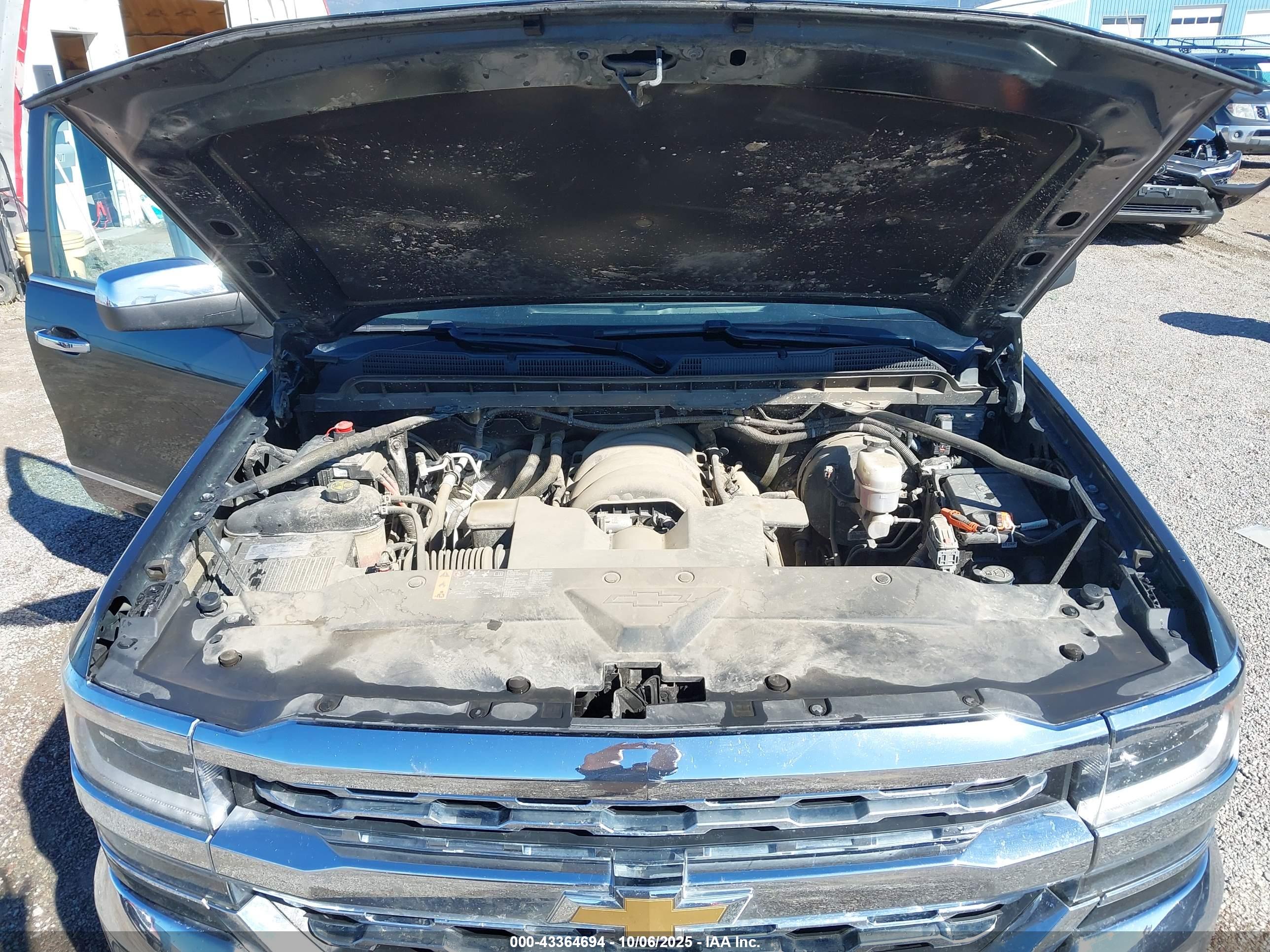 CHEVROLET SILVERADO image 10
