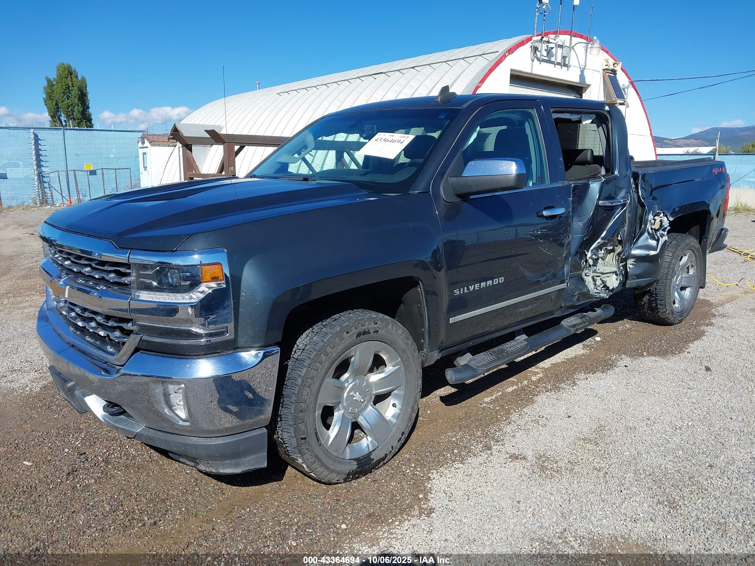 CHEVROLET SILVERADO image 2