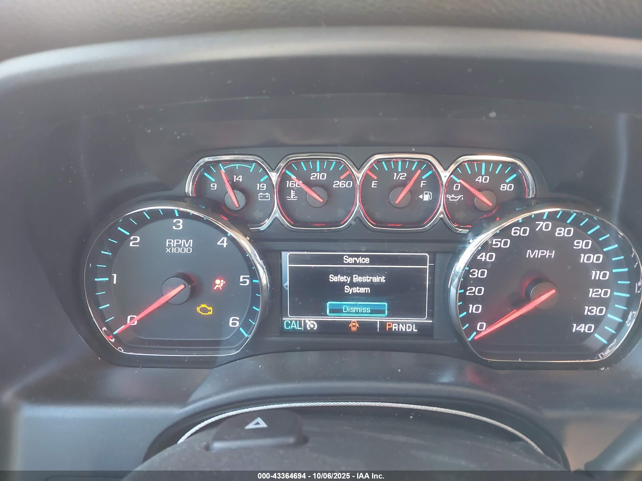 CHEVROLET SILVERADO image 7