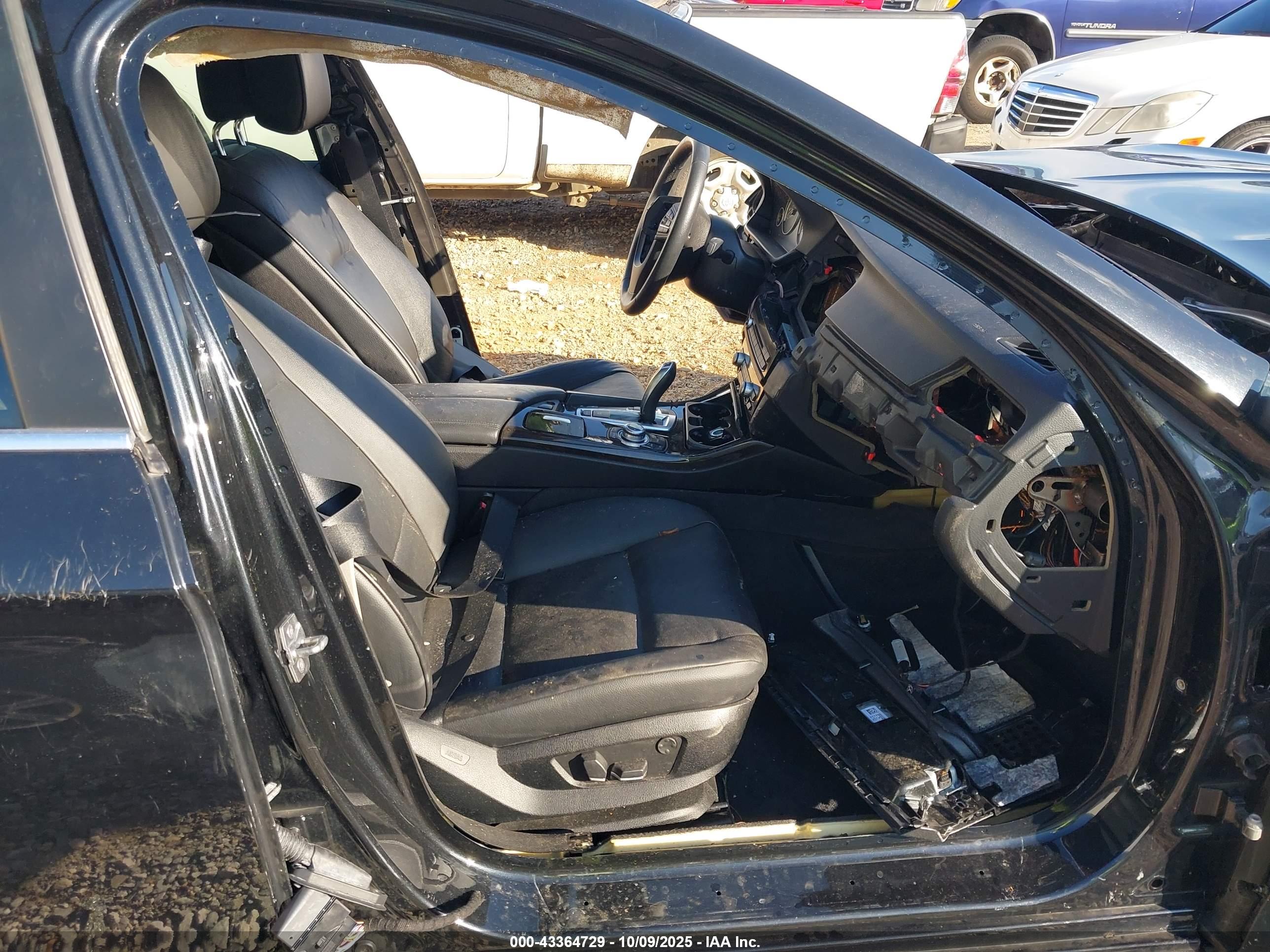 BMW 528I image 5