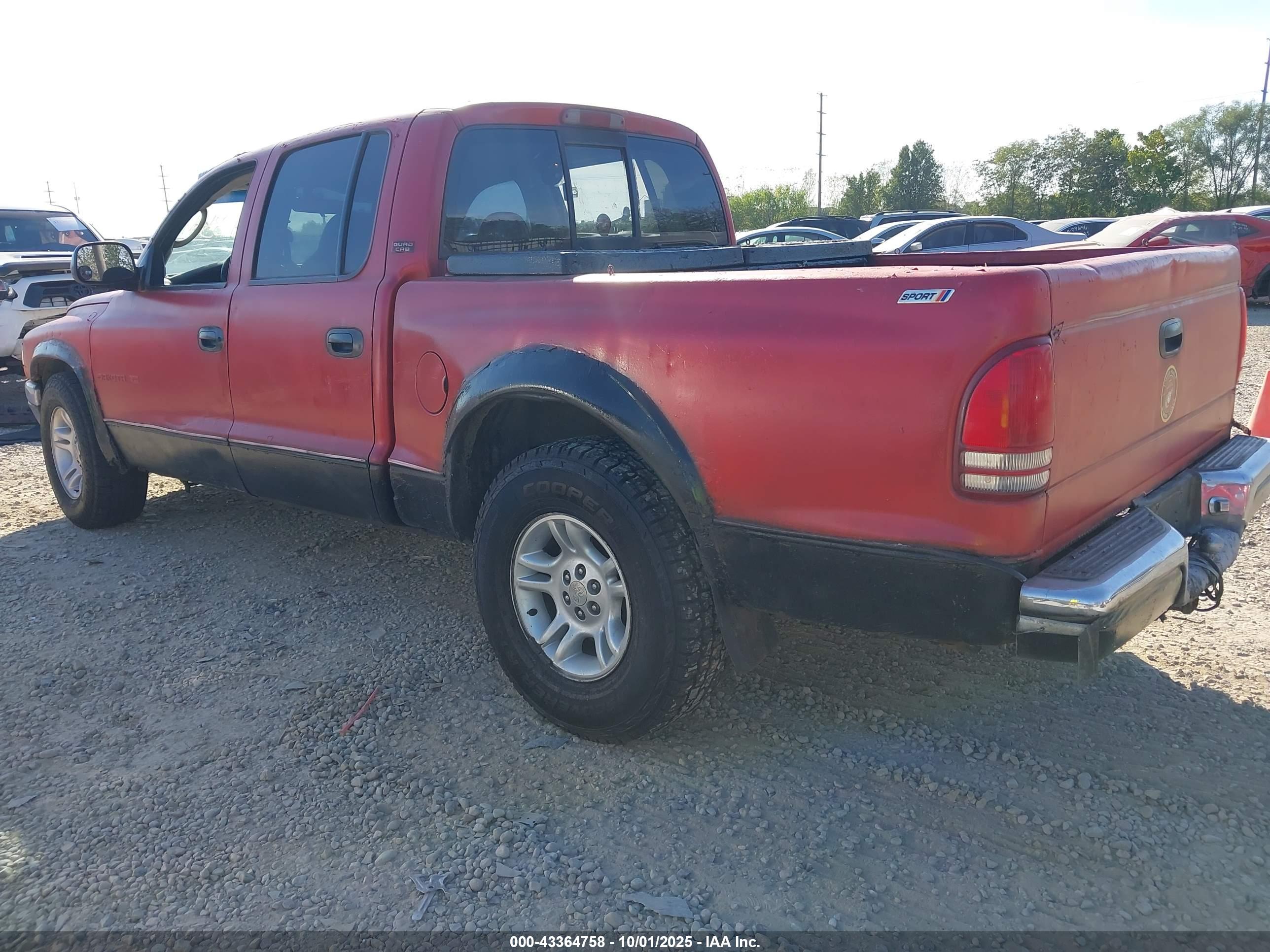DODGE DAKOTA image 3