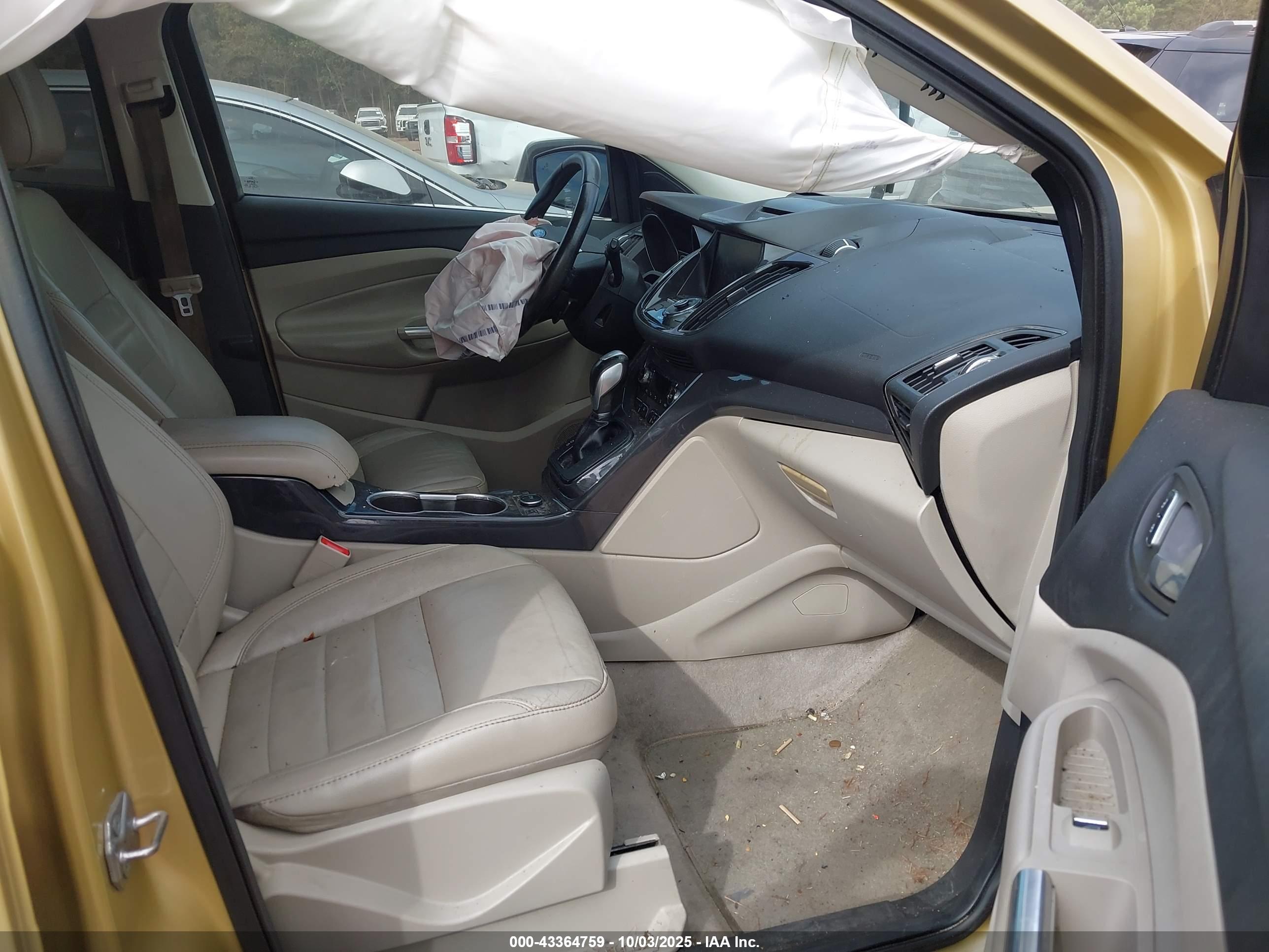 FORD ESCAPE image 5