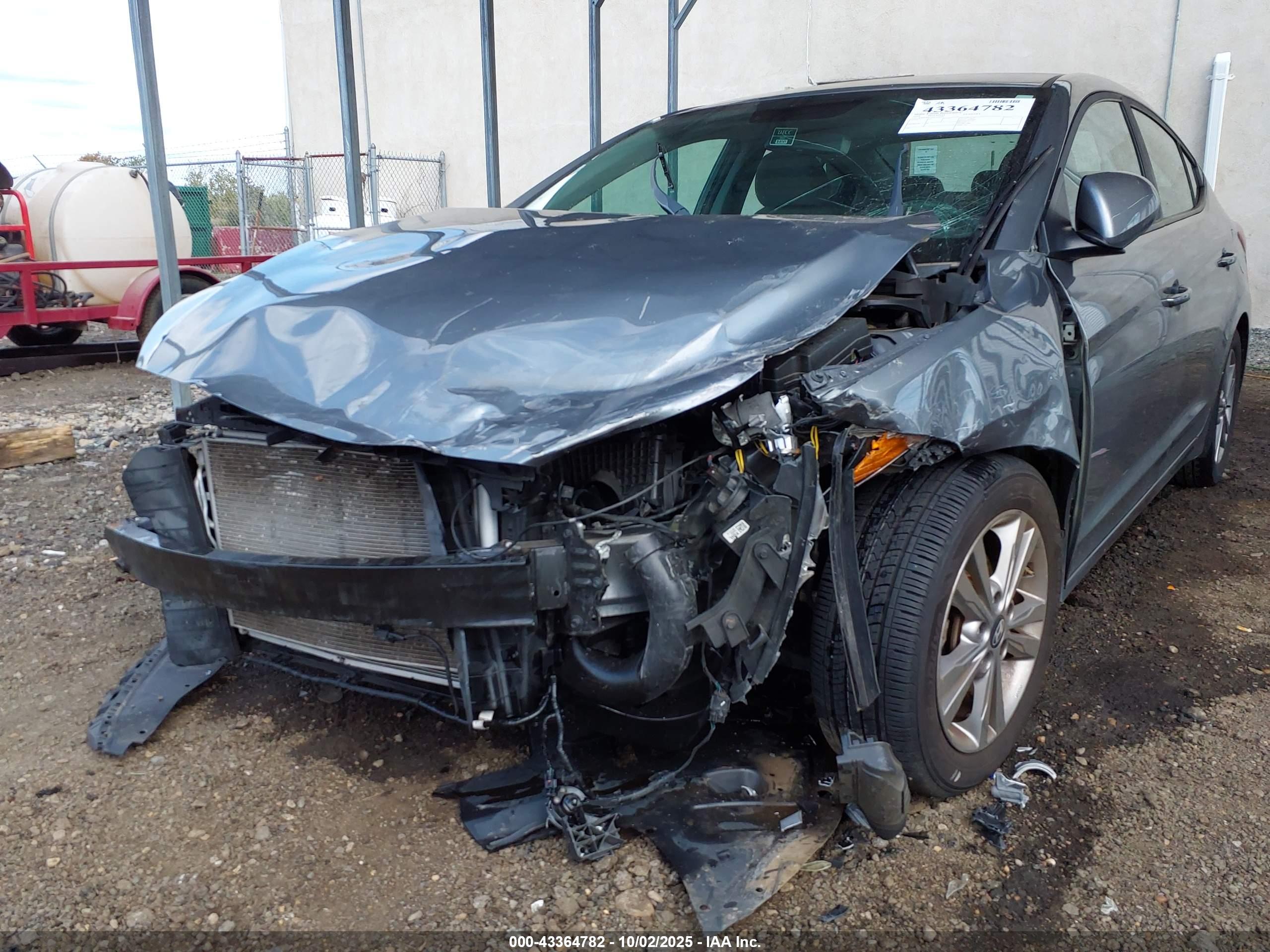 HYUNDAI ELANTRA image 6