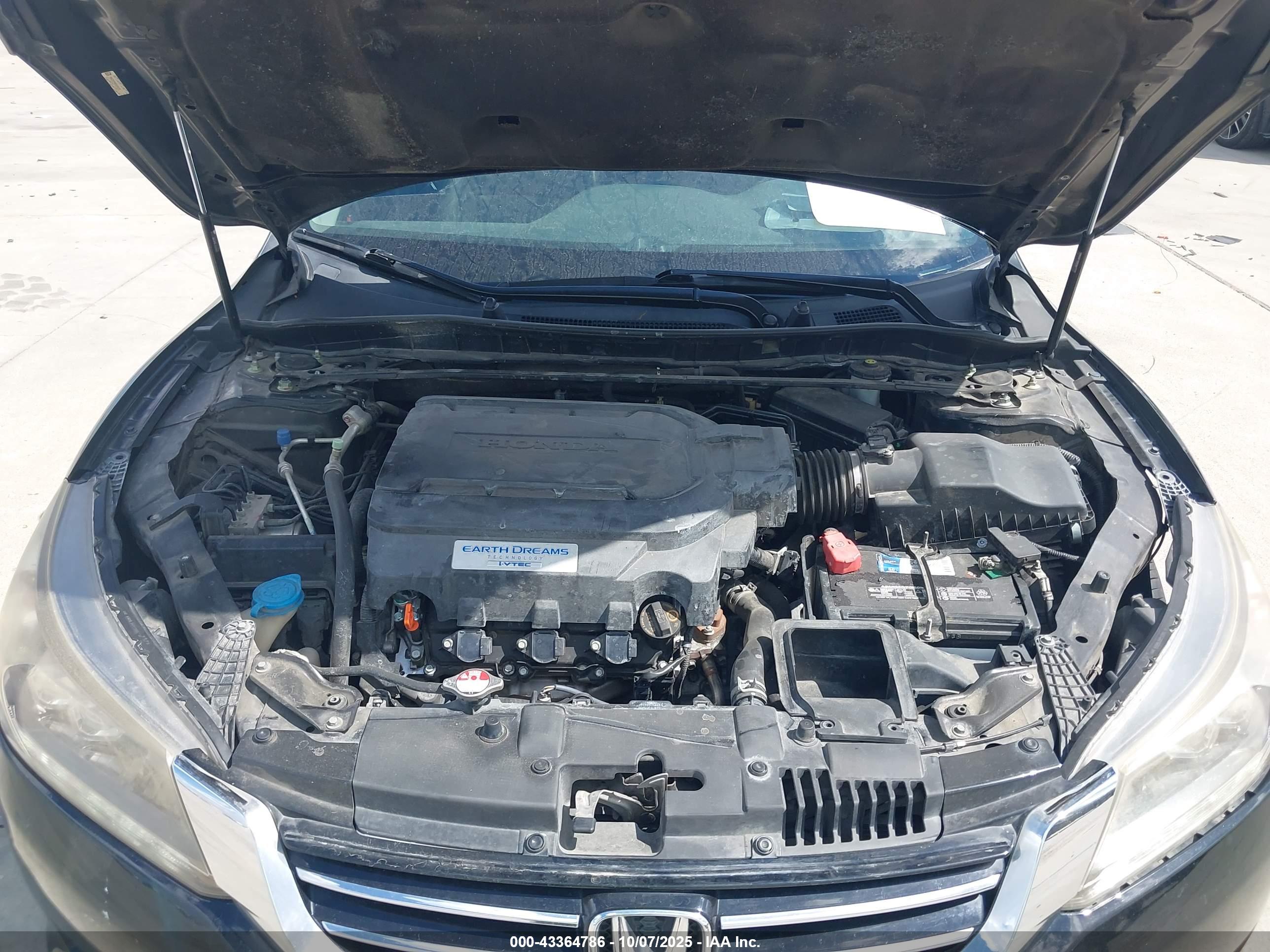 HONDA ACCORD image 10