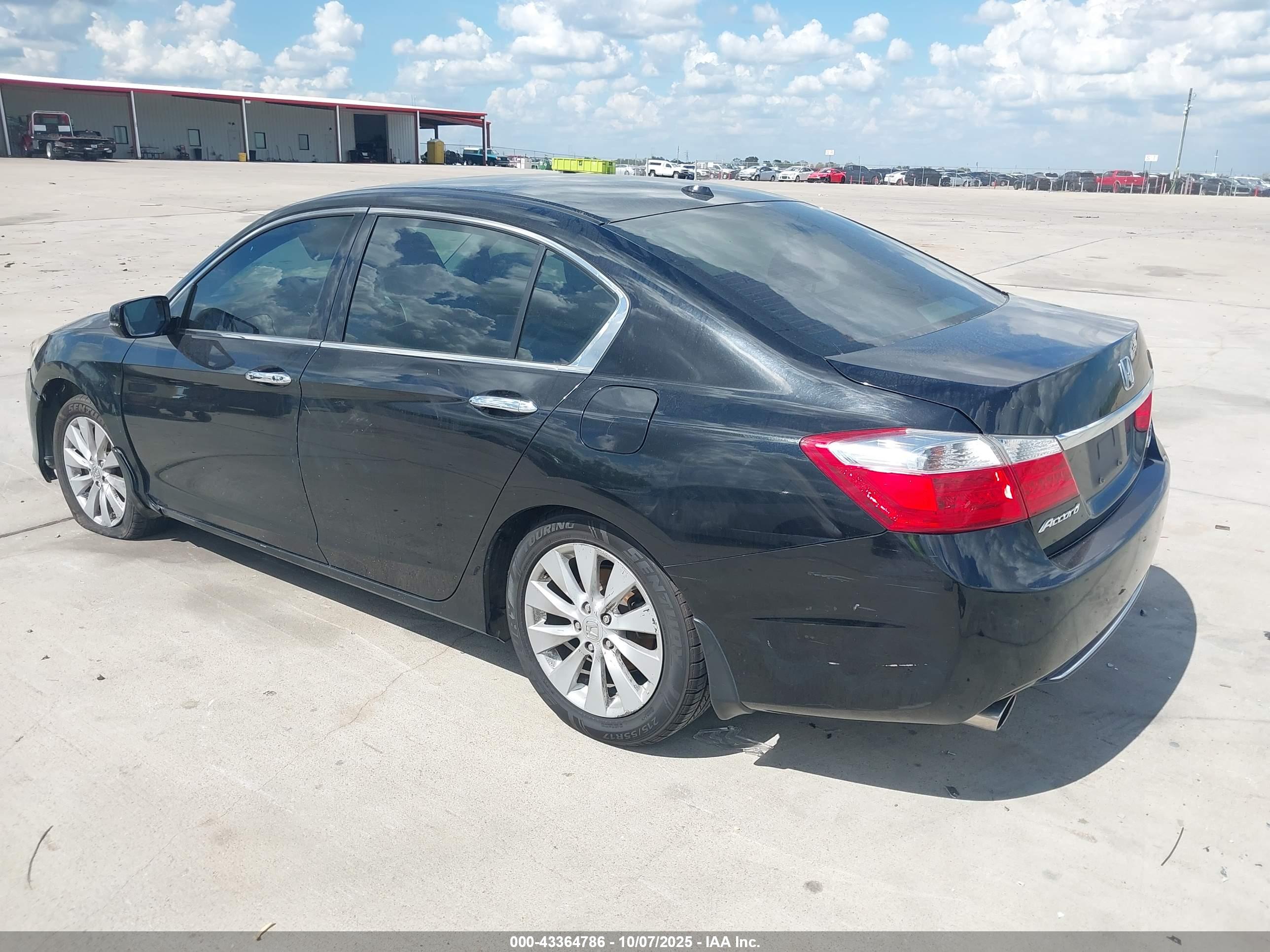 HONDA ACCORD image 3