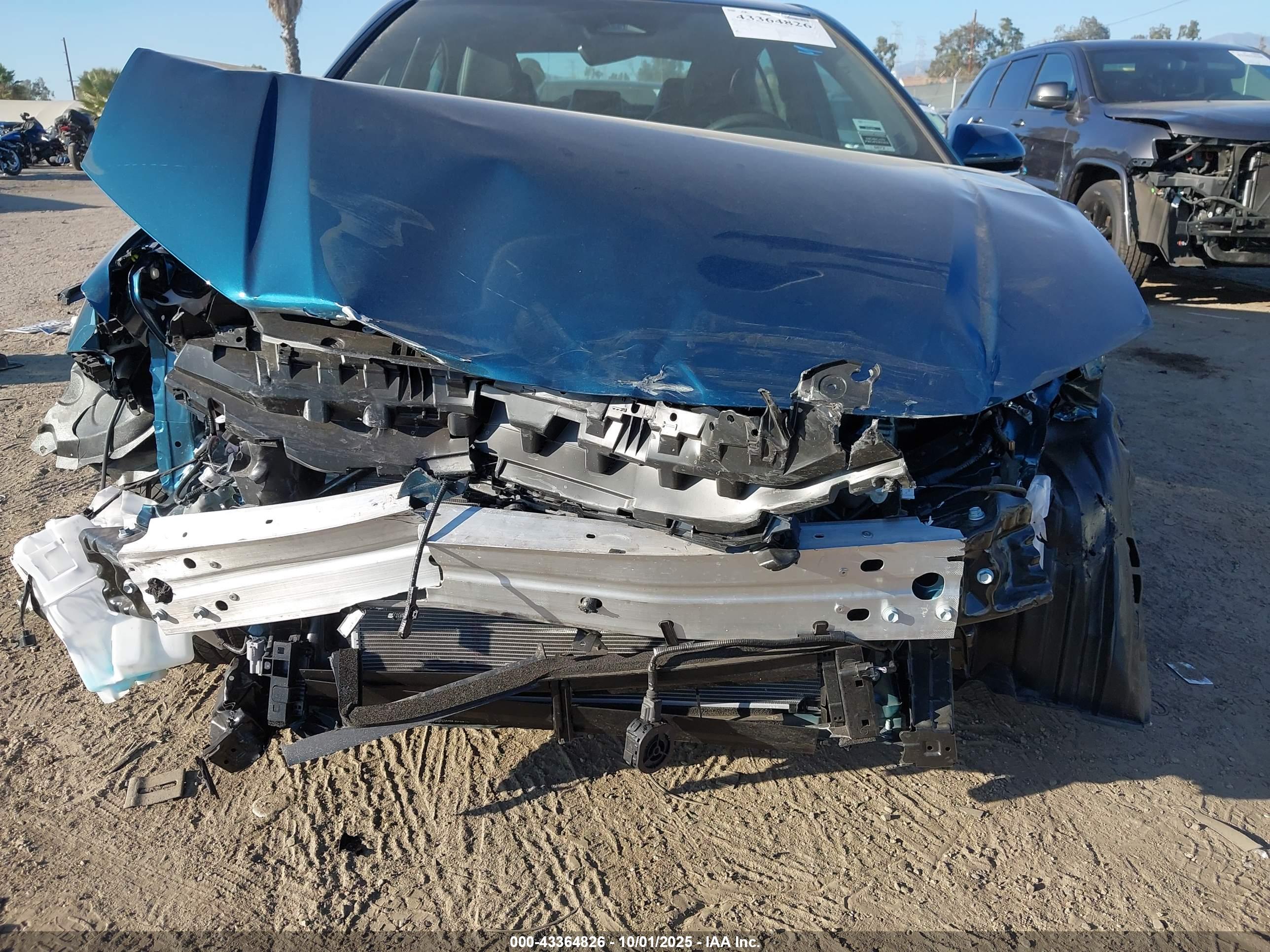 TOYOTA CAMRY image 6