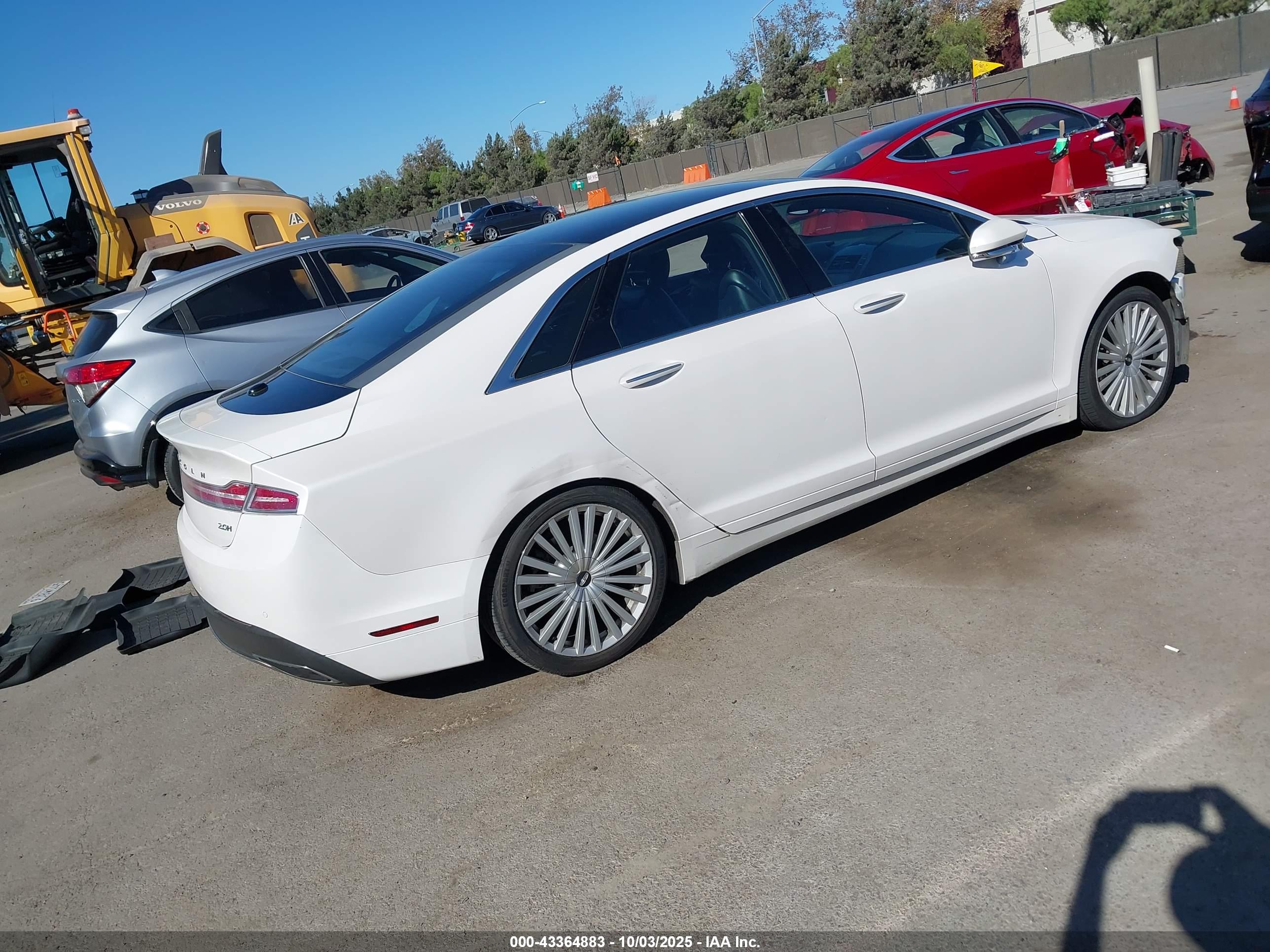 LINCOLN MKZ image 4