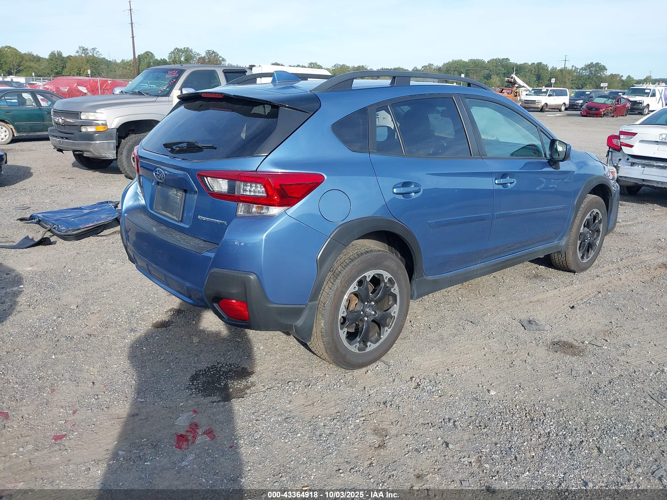 SUBARU CROSSTREK image 4