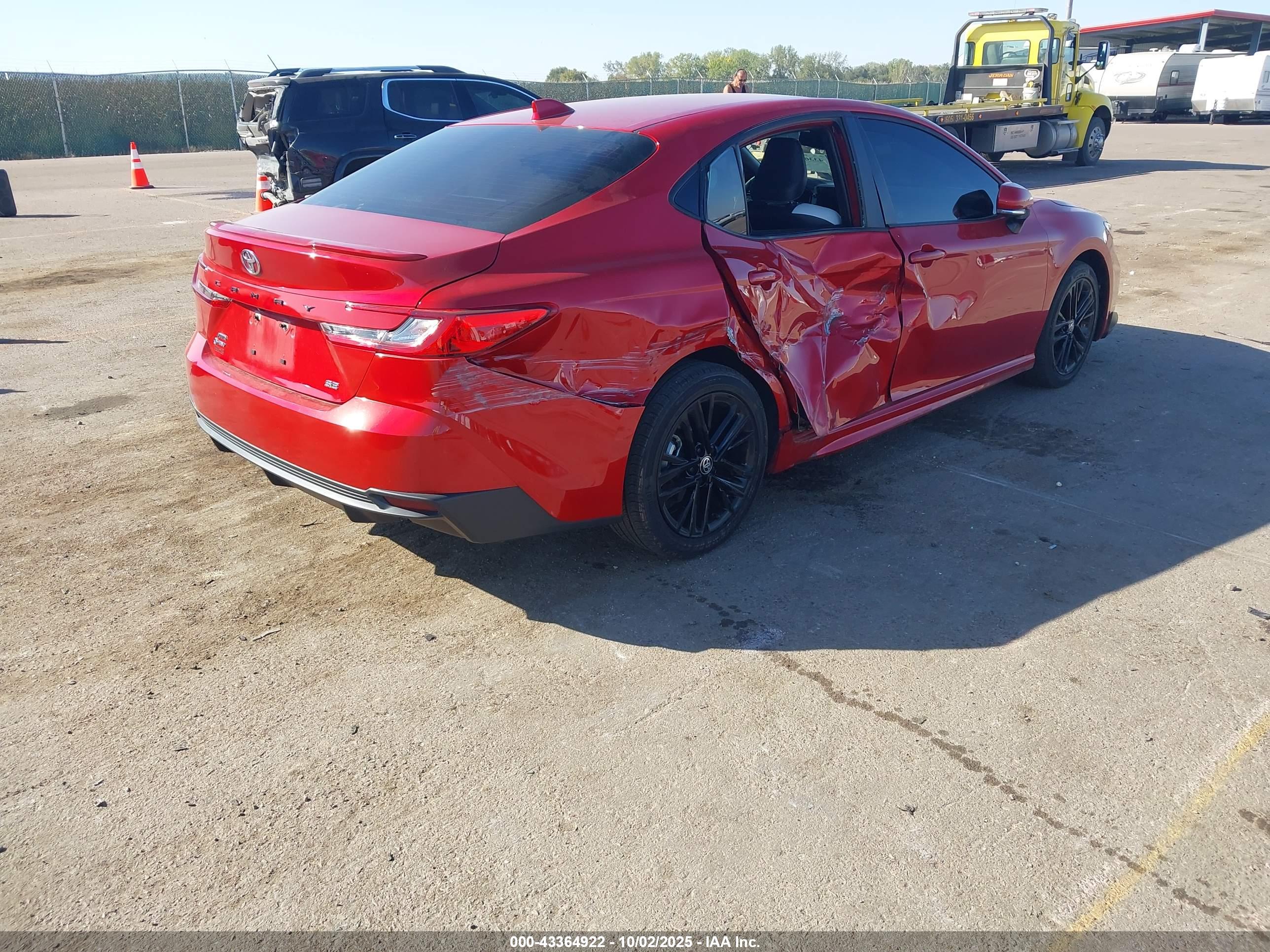 TOYOTA CAMRY image 4
