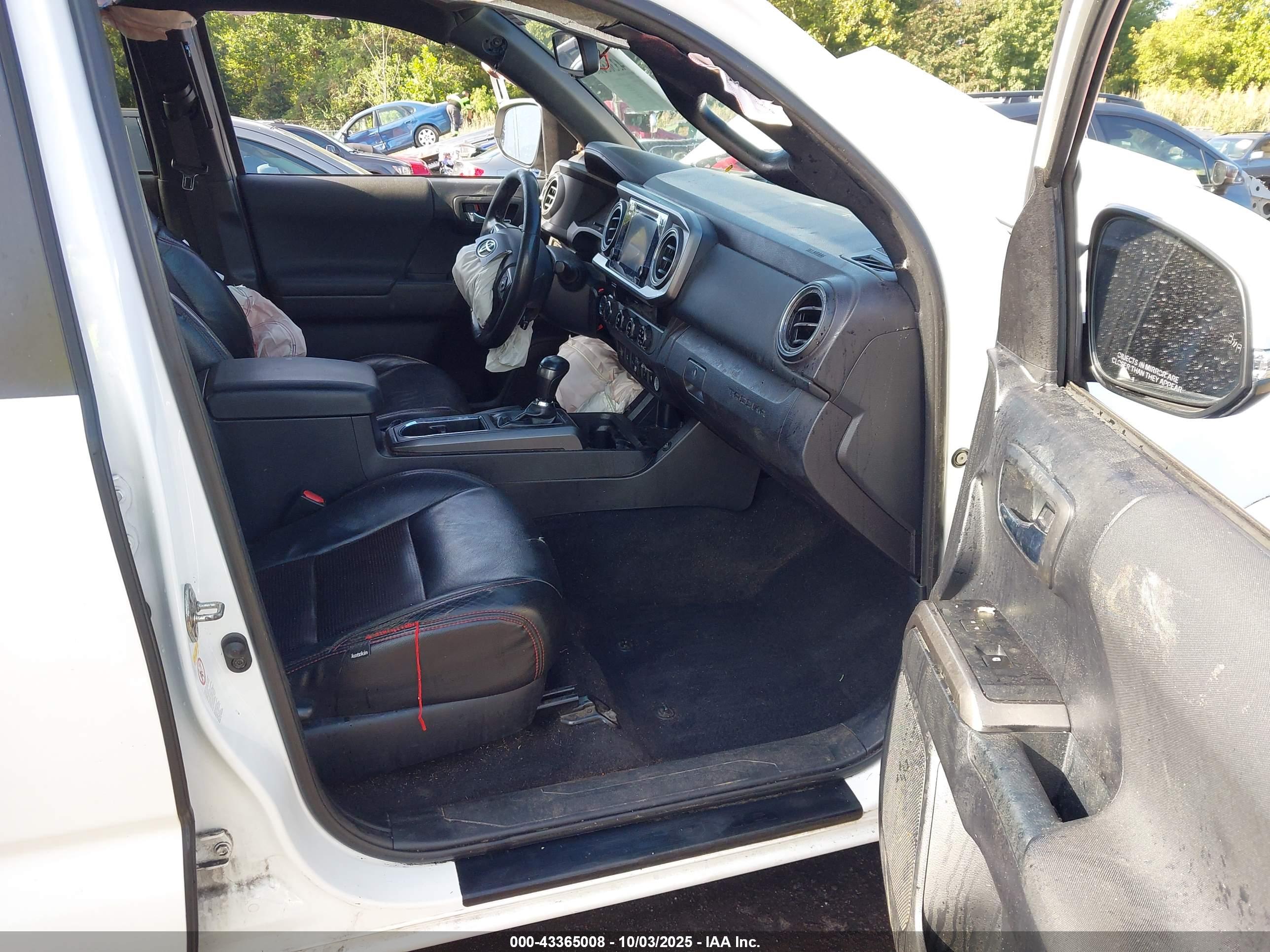 TOYOTA TACOMA image 5