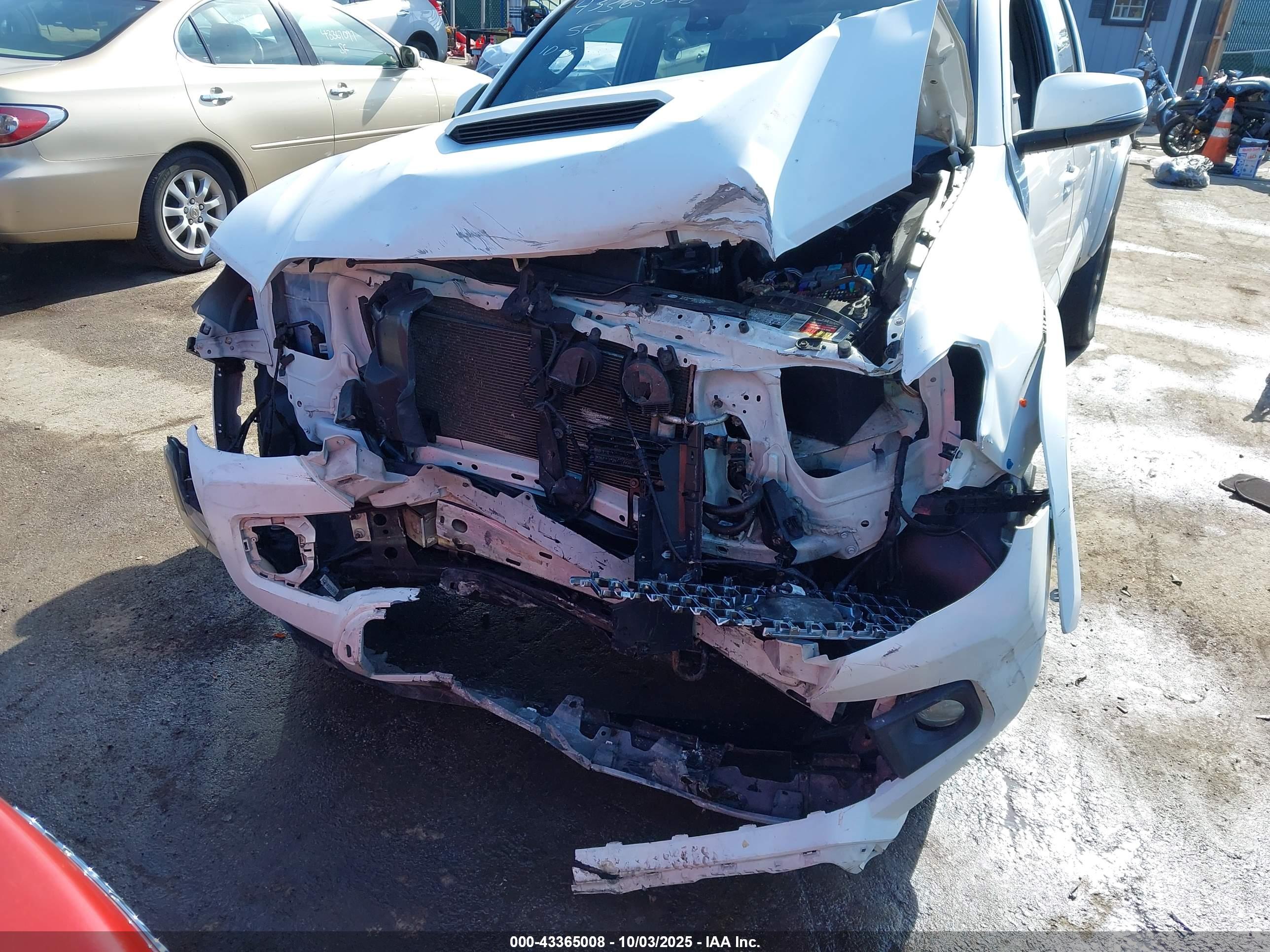 TOYOTA TACOMA image 6