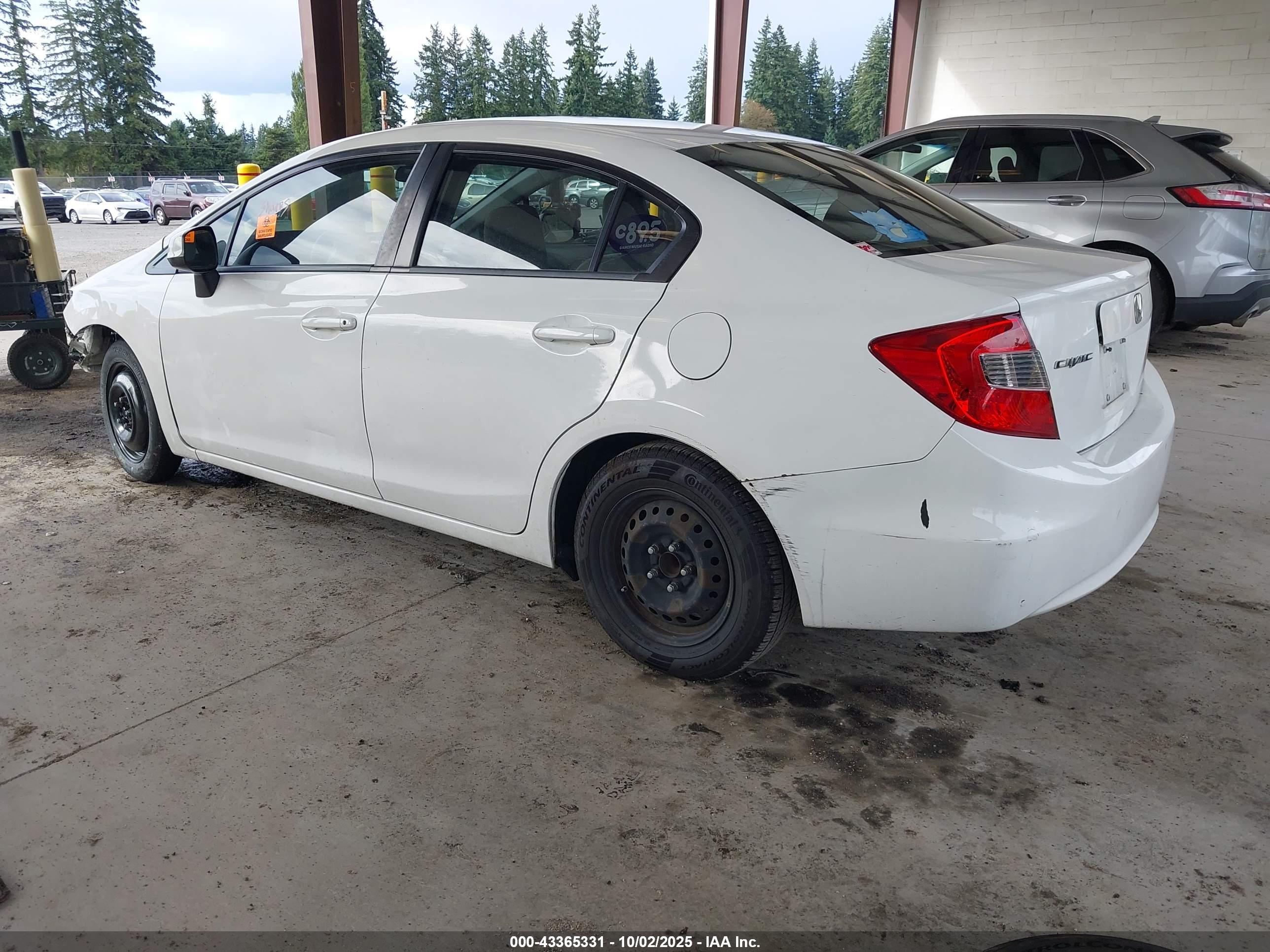 HONDA CIVIC image 3