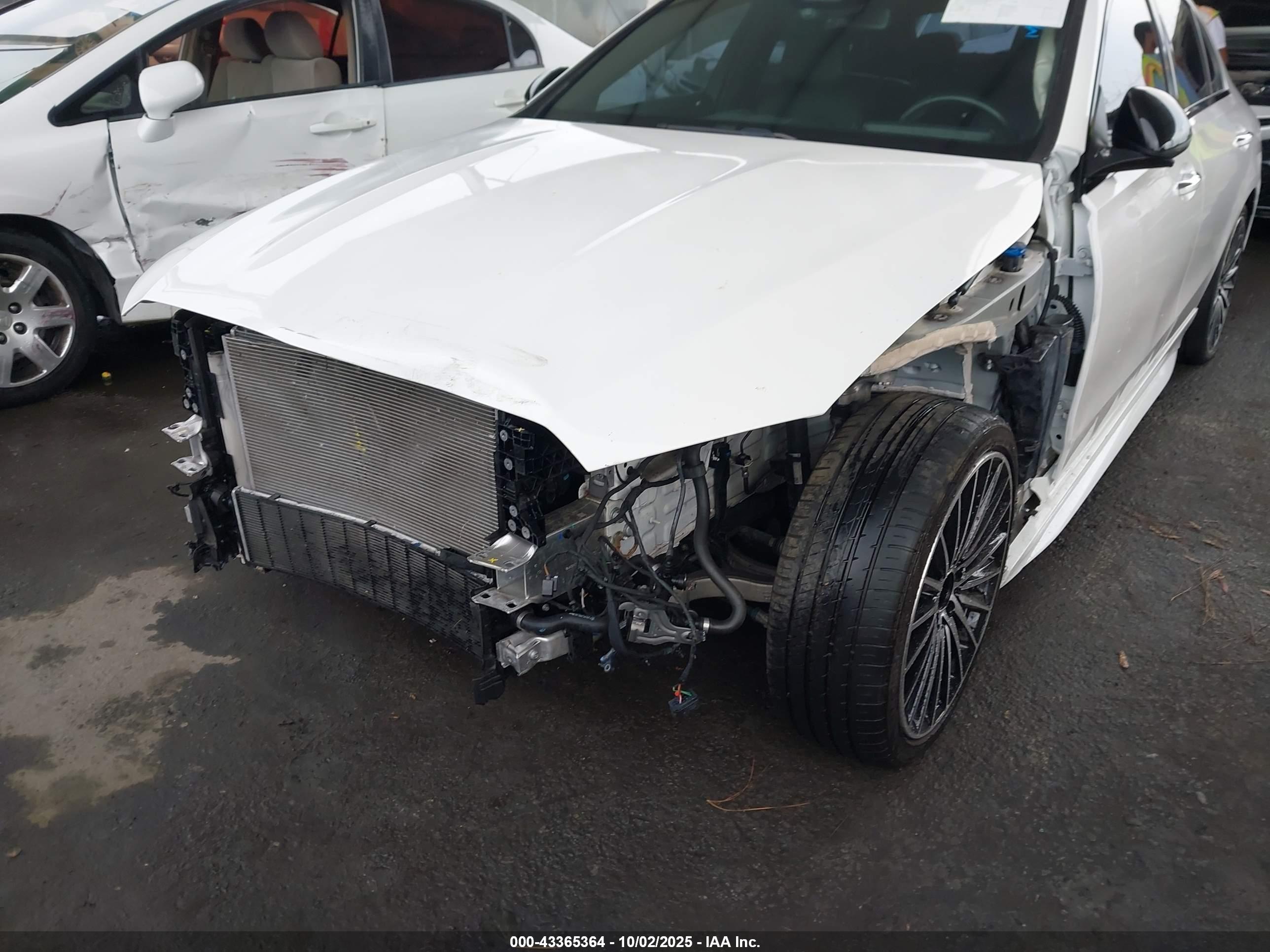 MERCEDES-BENZ C image 6