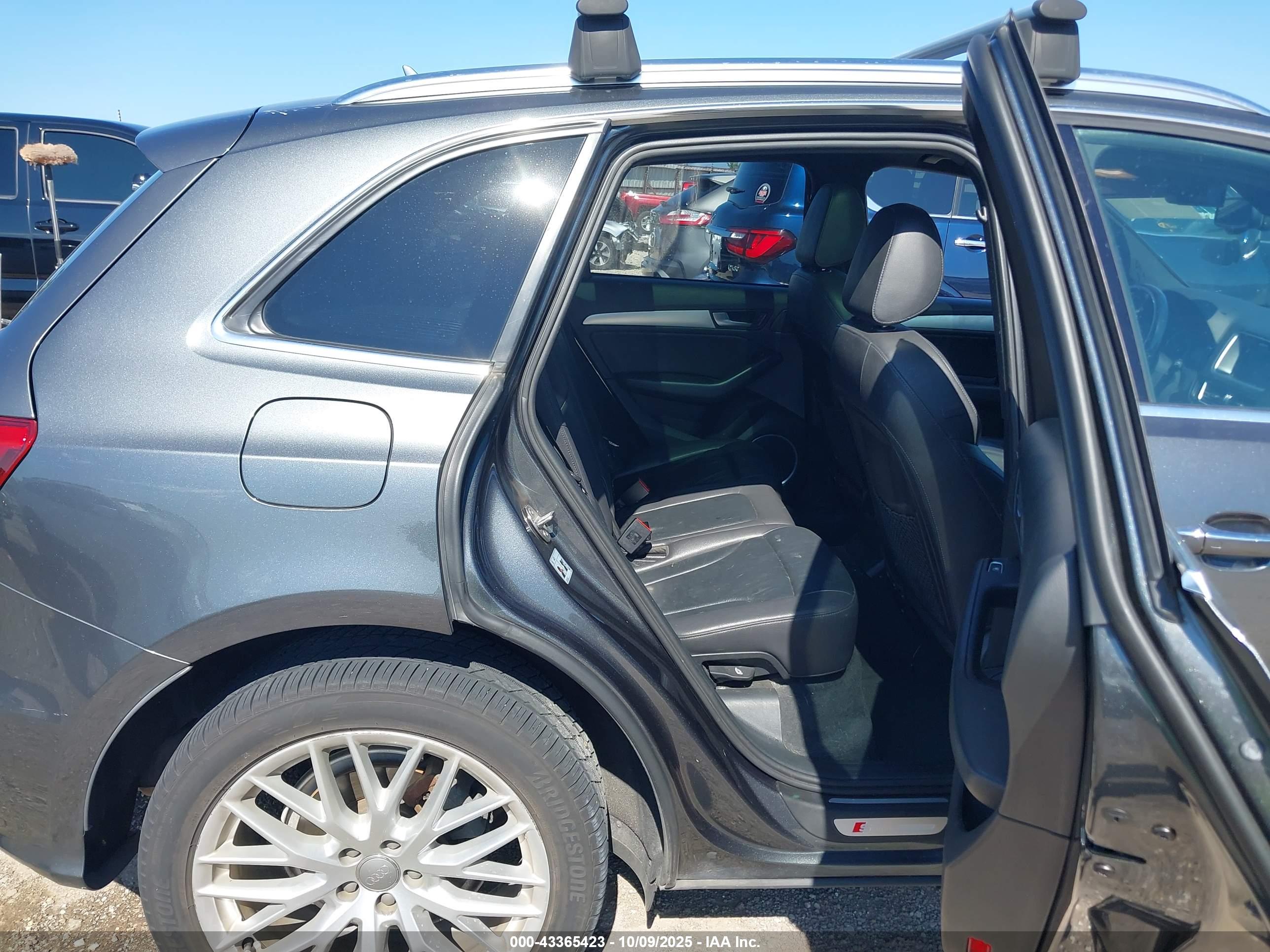 AUDI Q5 image 8