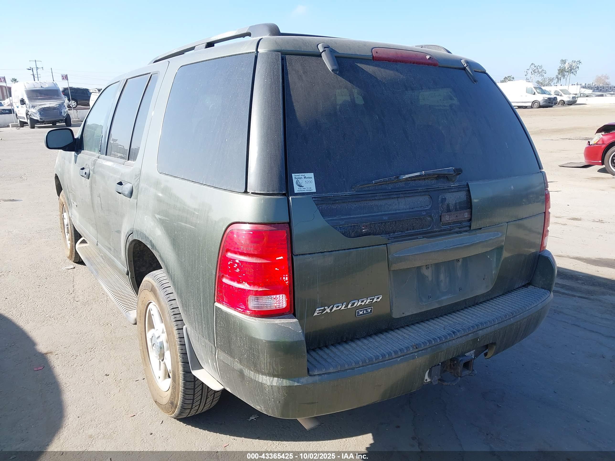 FORD EXPLORER image 3