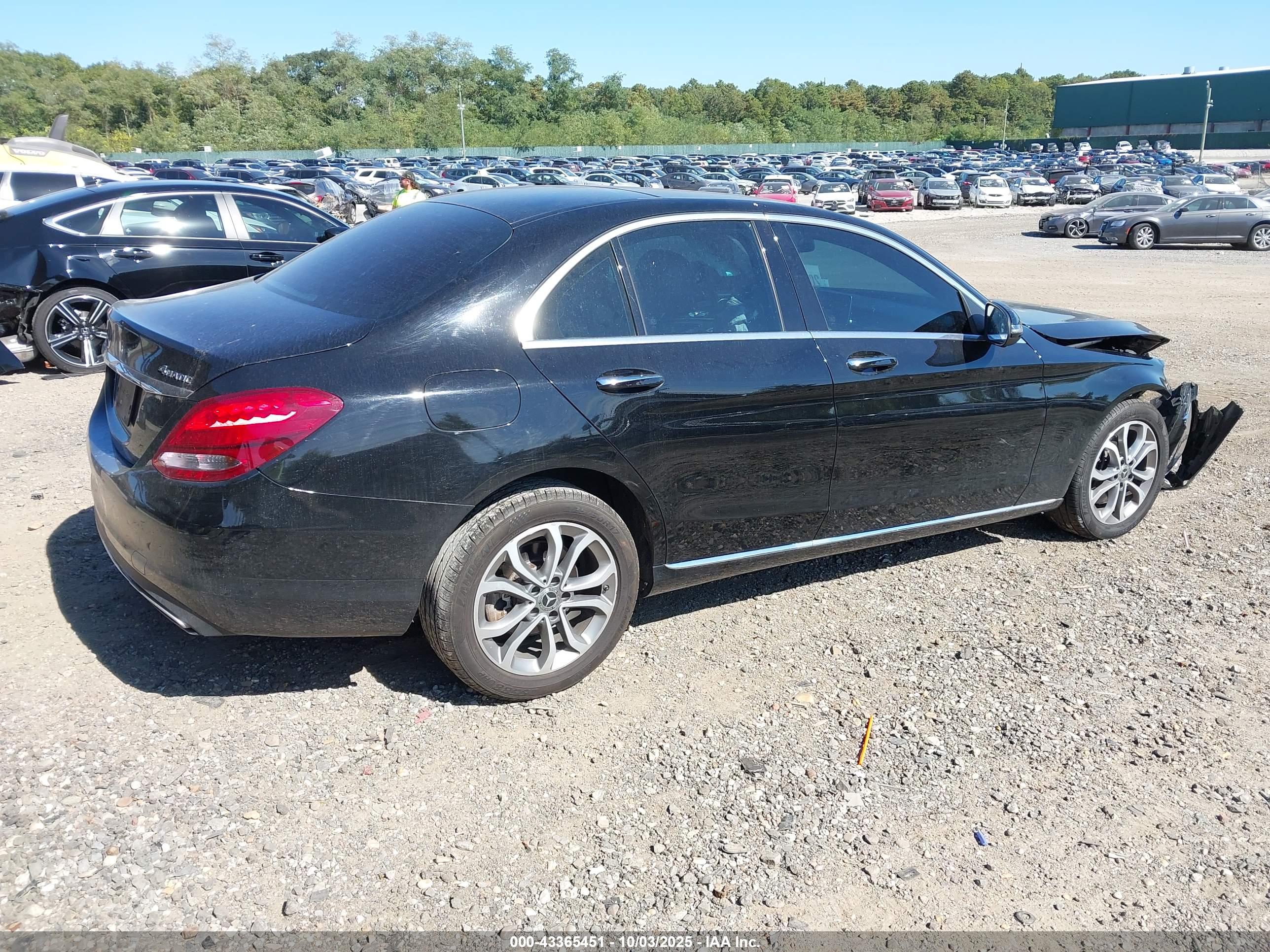 MERCEDES-BENZ C image 4