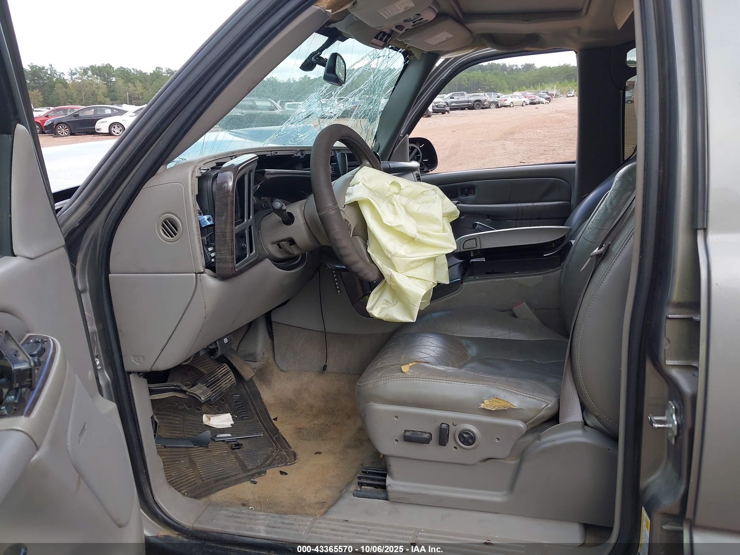 GMC YUKON image 5