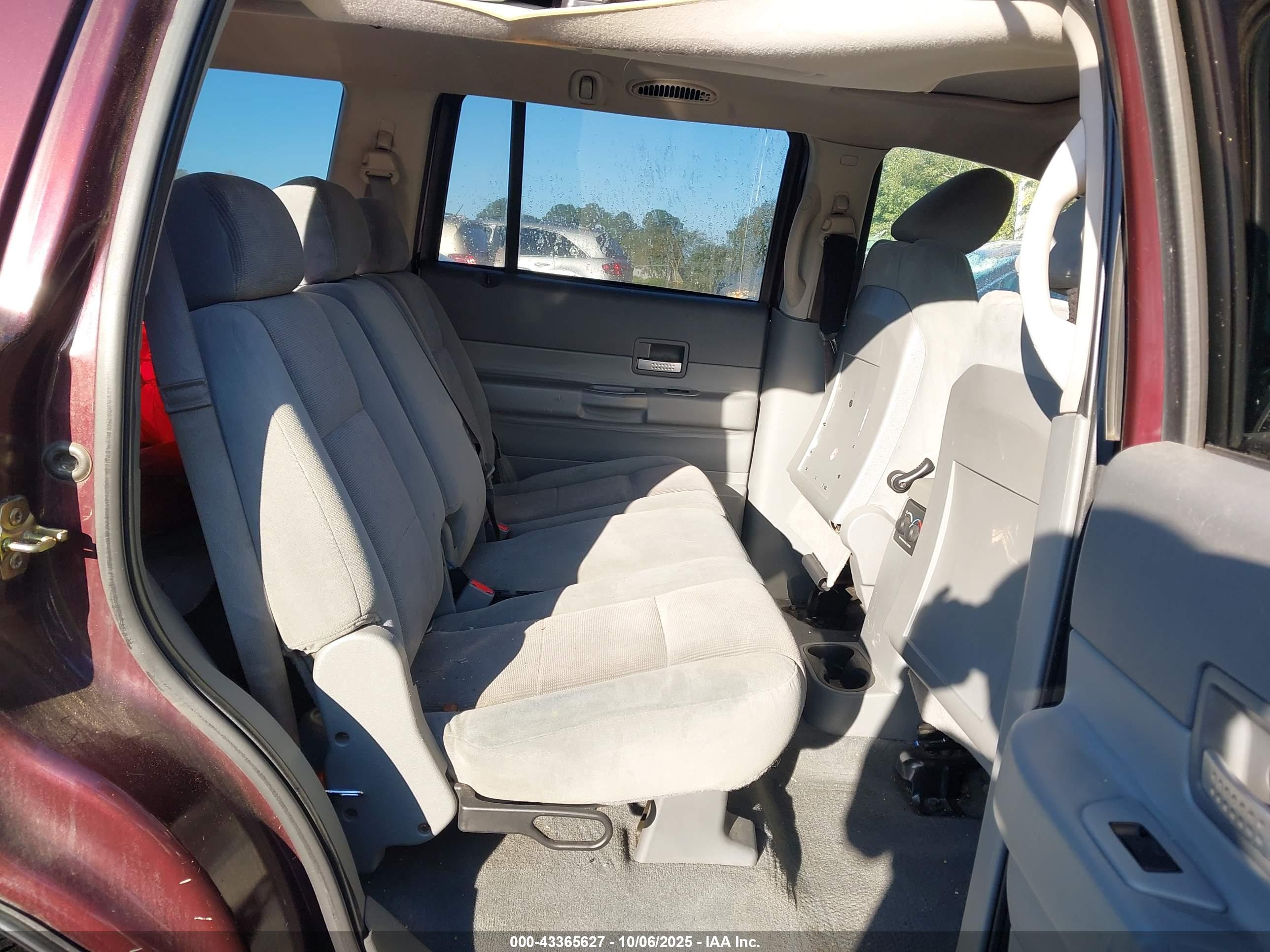 DODGE DURANGO image 8