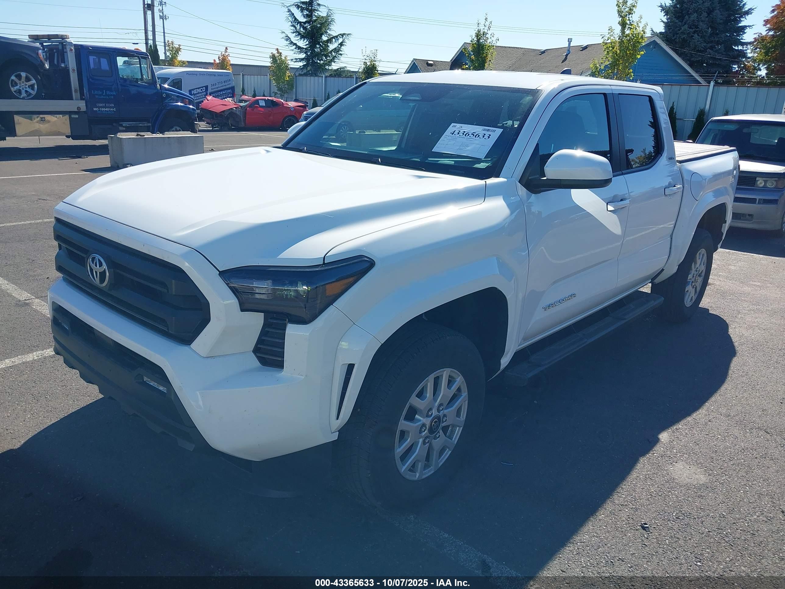 TOYOTA TACOMA image 2