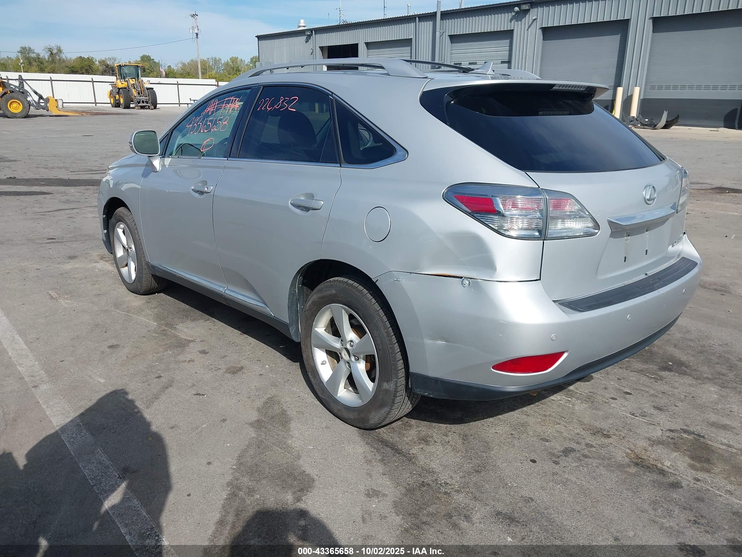 LEXUS RX image 3